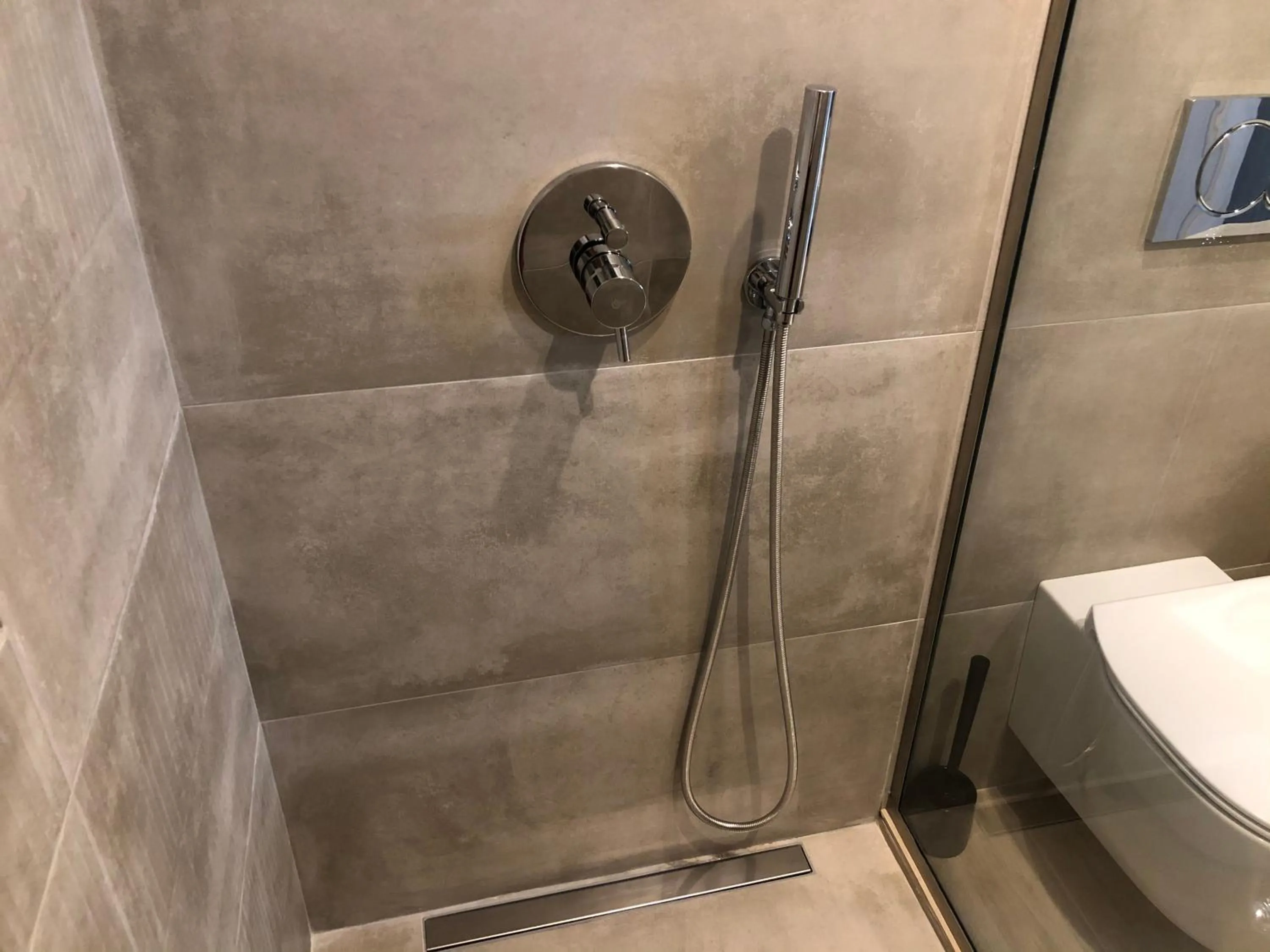 Shower in Dragonfly Villas