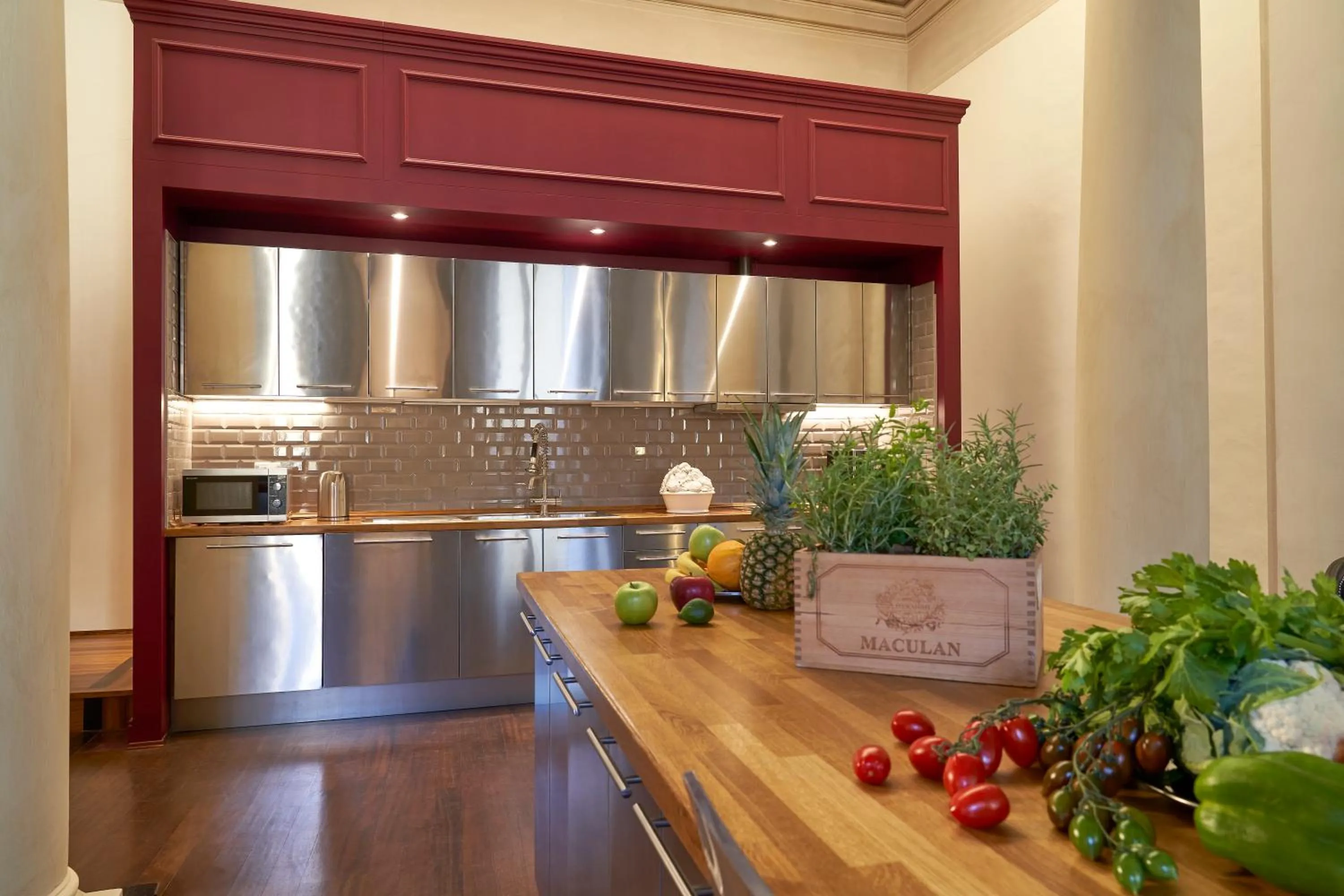 Communal kitchen in Peruzzi Urban Residences