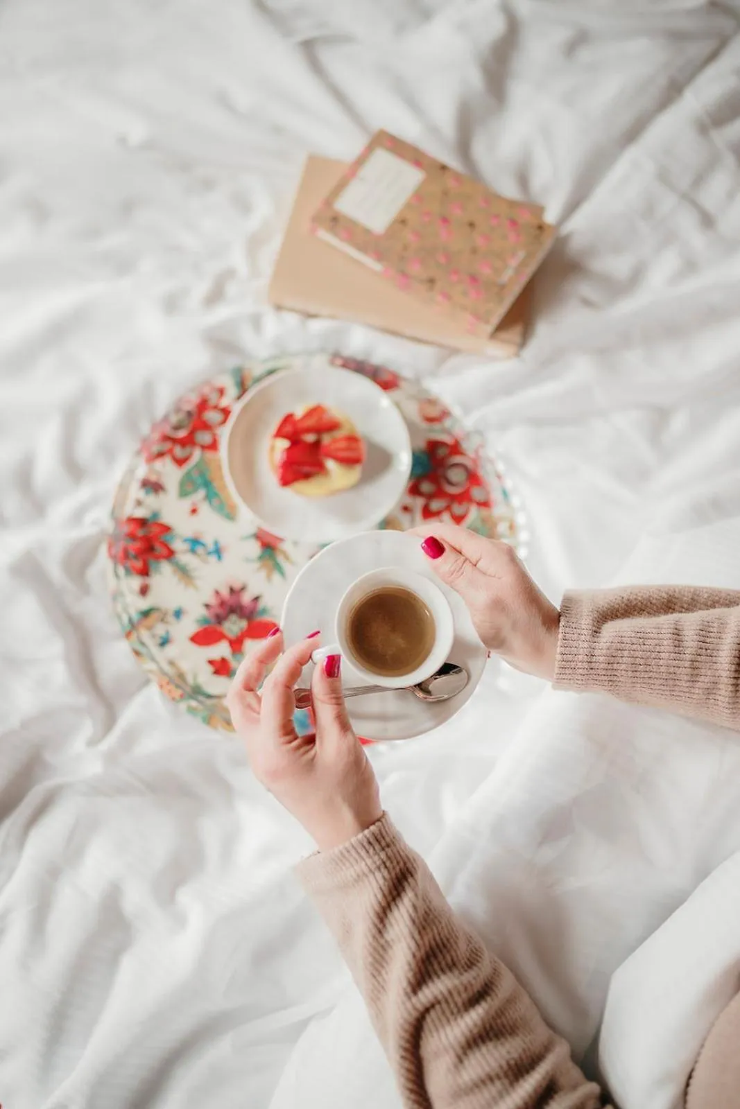 Food and drinks, Bed in Peruzzi Urban Residences