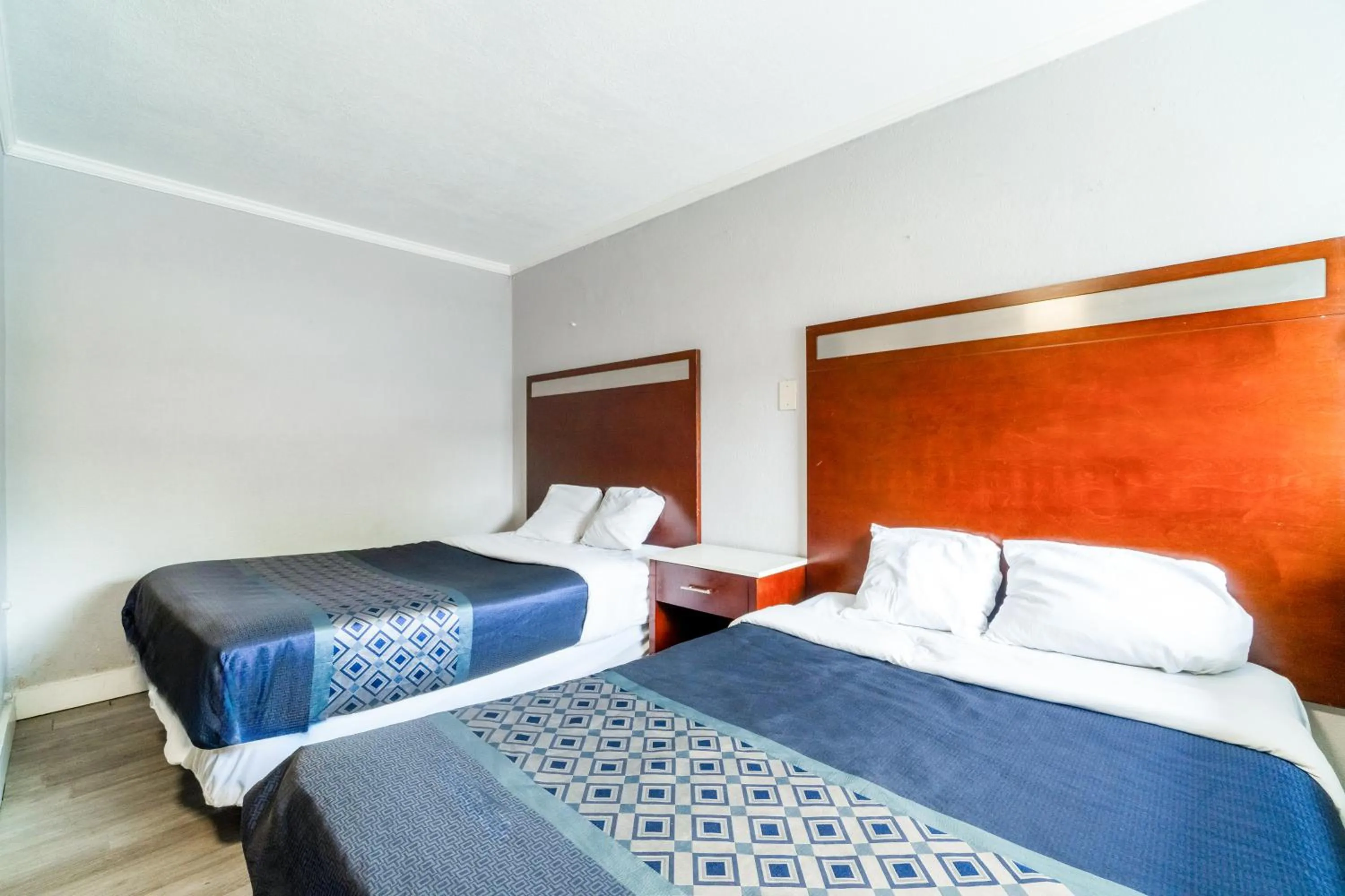 Bedroom, Bed in Alamo Oasis Inn and Suites By OYO San Antonio