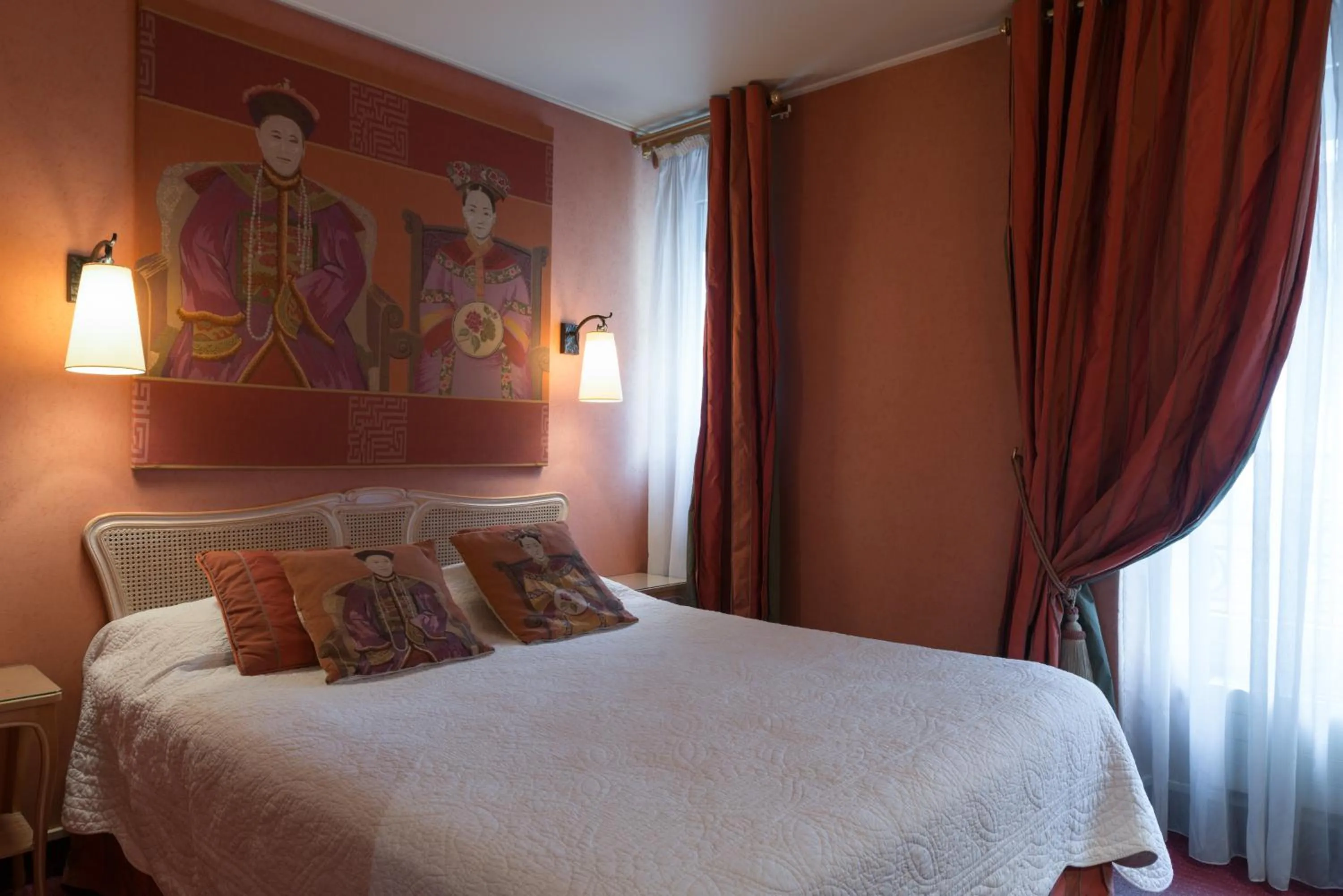 Bed in Neuilly Park Hotel