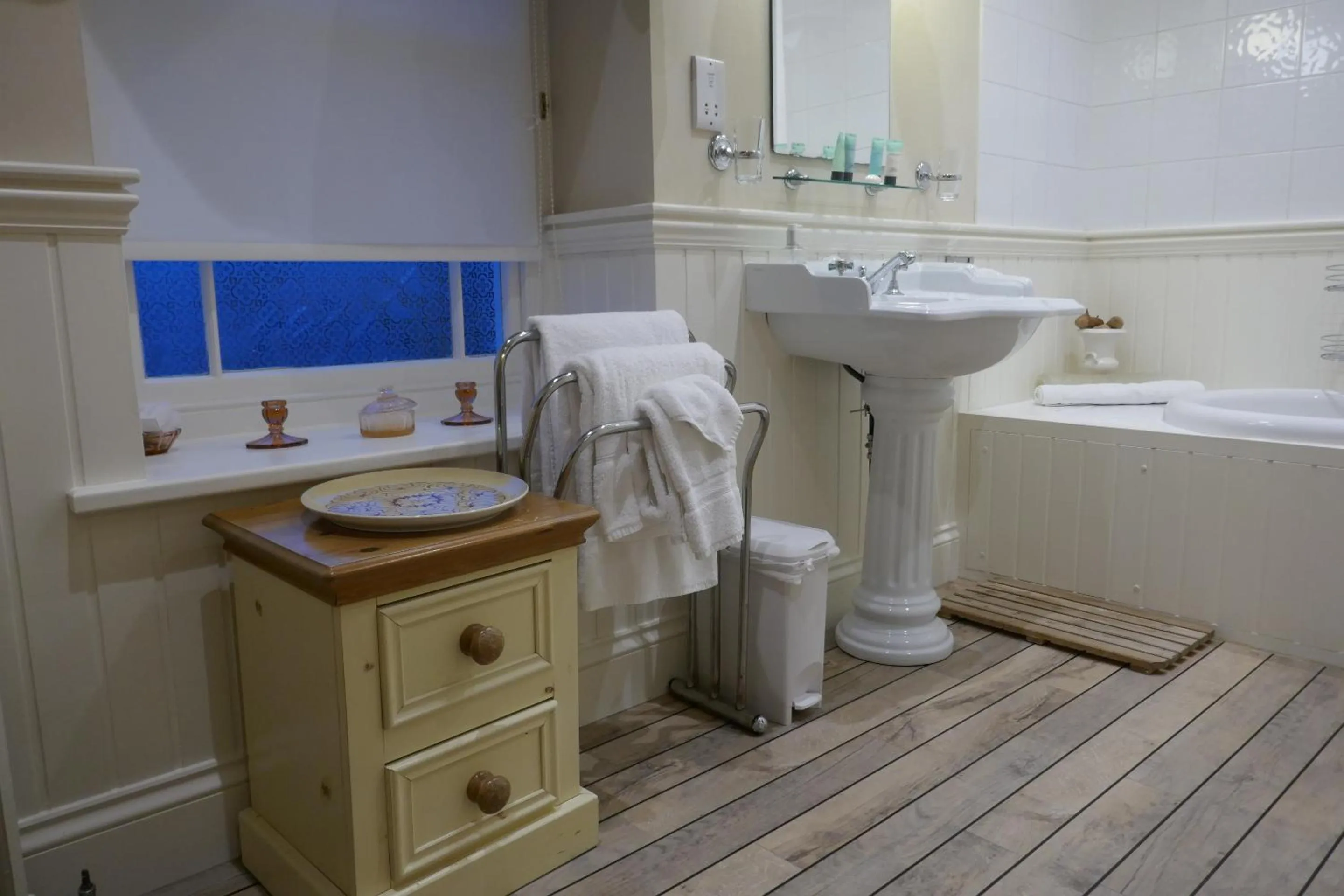 Bathroom in Kerrington House