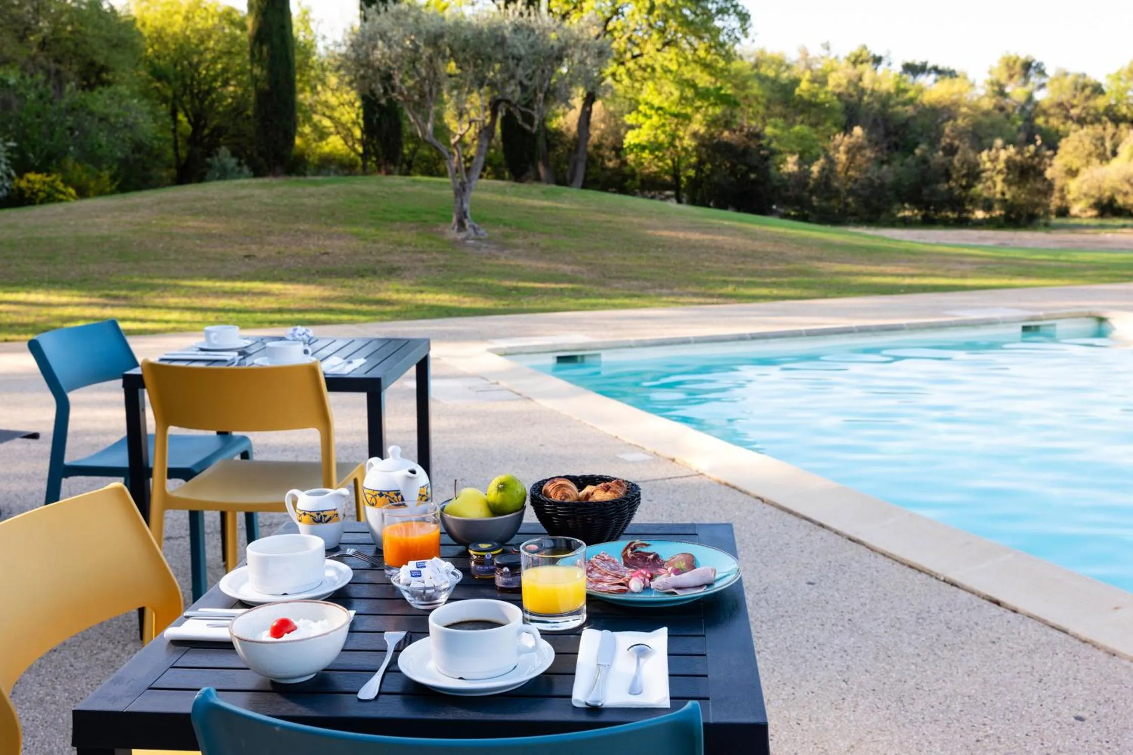 Continental breakfast in Mas De La Senancole & Spa