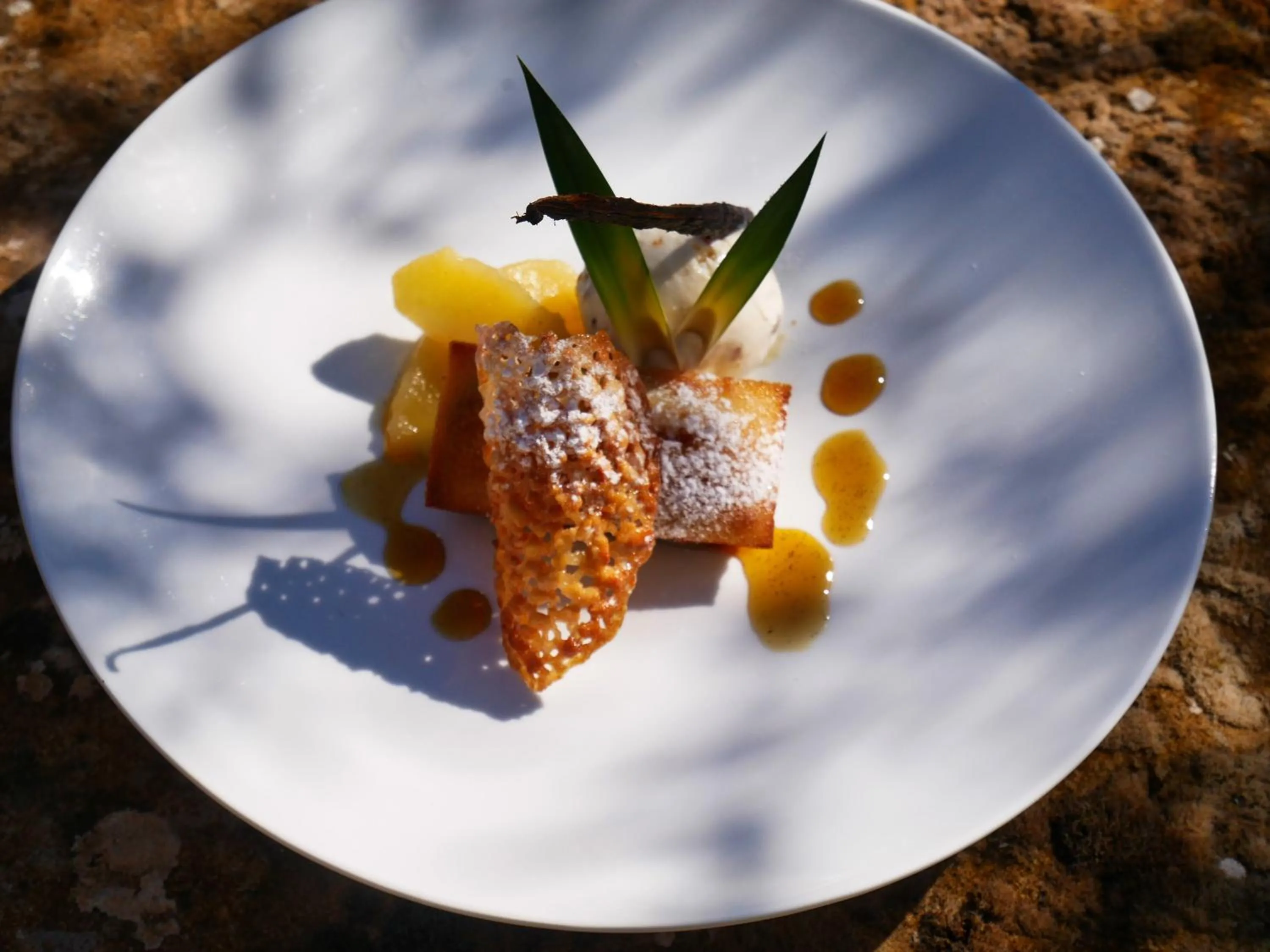 Restaurant/places to eat in Mas De La Senancole & Spa