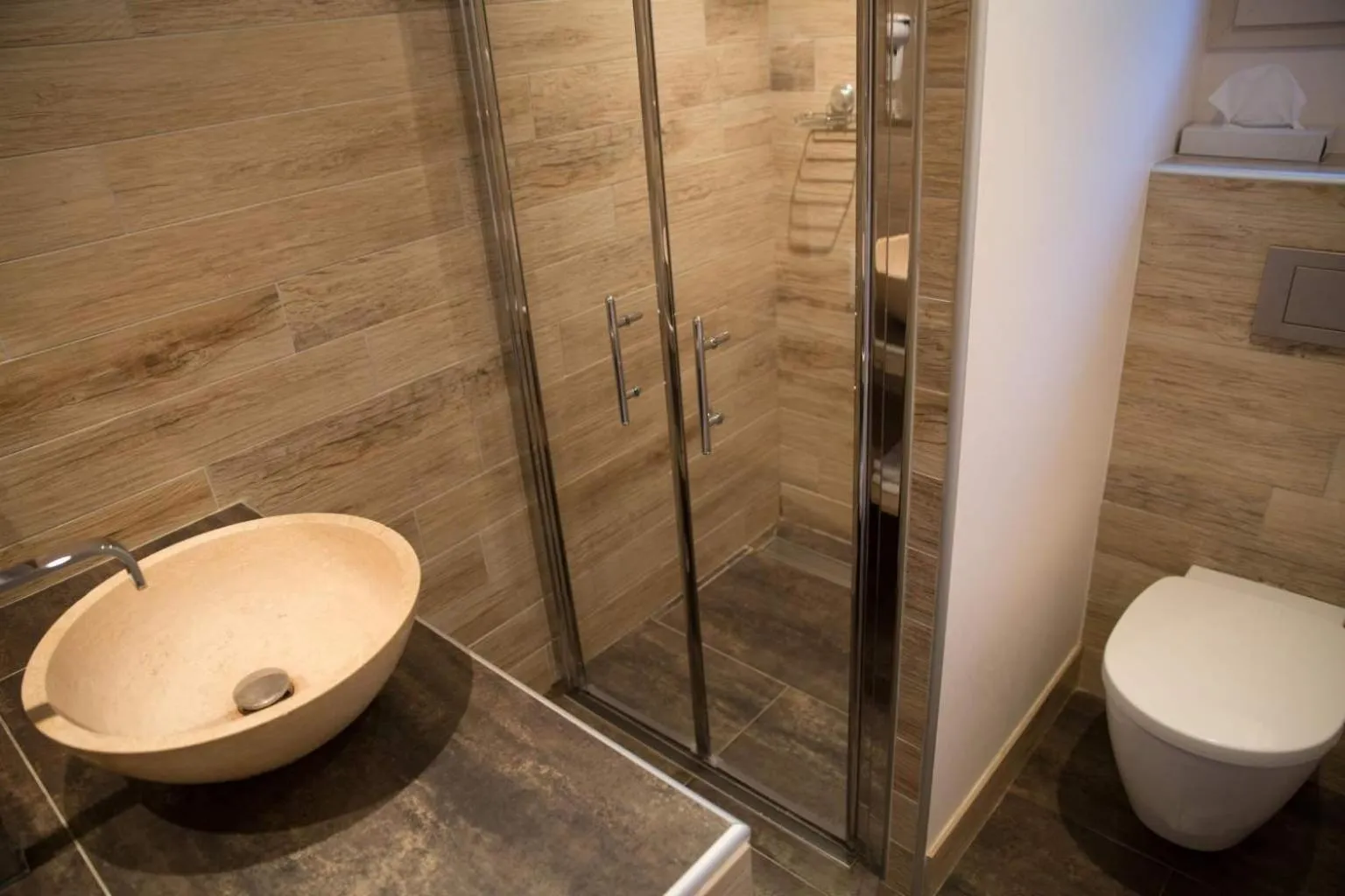 Bathroom in Mas De La Senancole & Spa