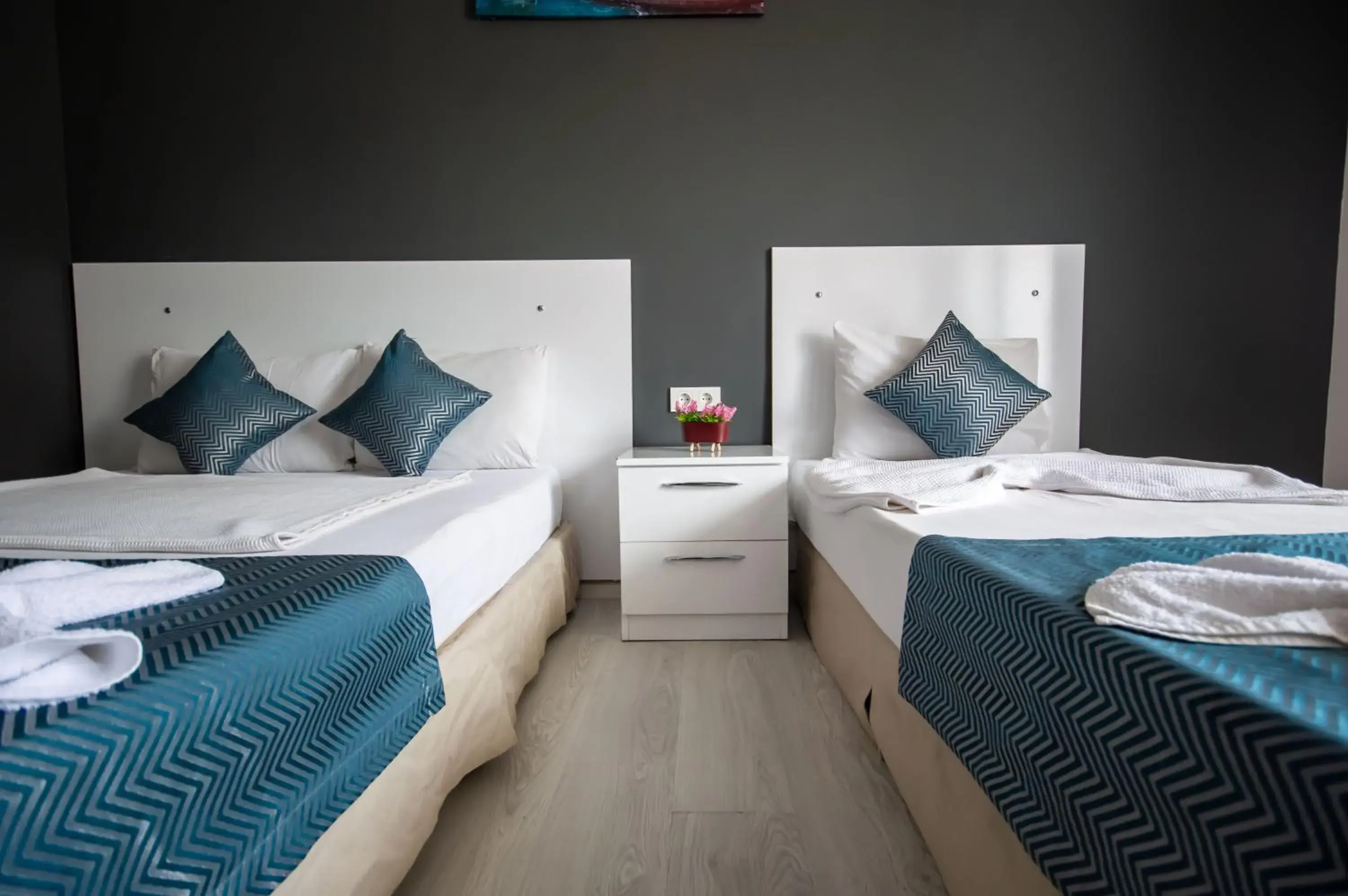 Family Room with Sea View in MOONBOW BEACH HOTEL Family Room with Sea View in MOONBOW BEACH HOTEL