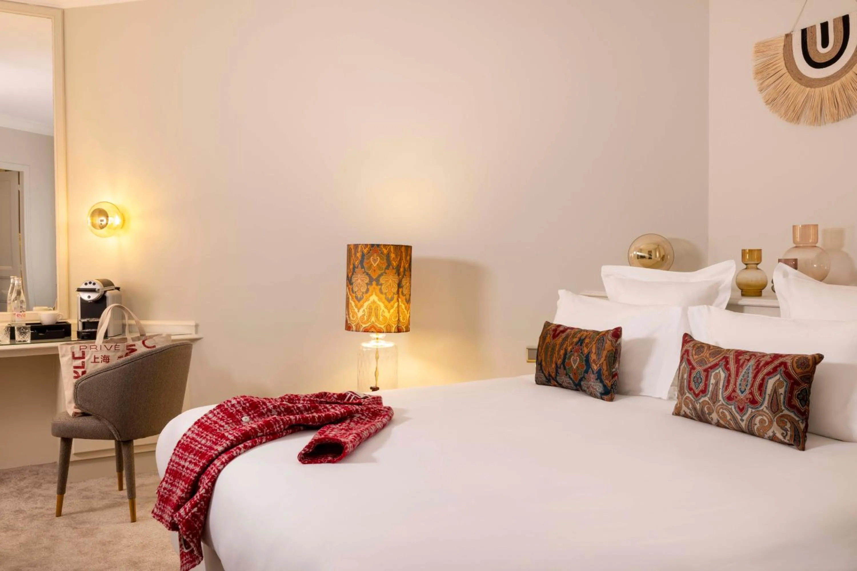 Bed in Hôtel de Banville