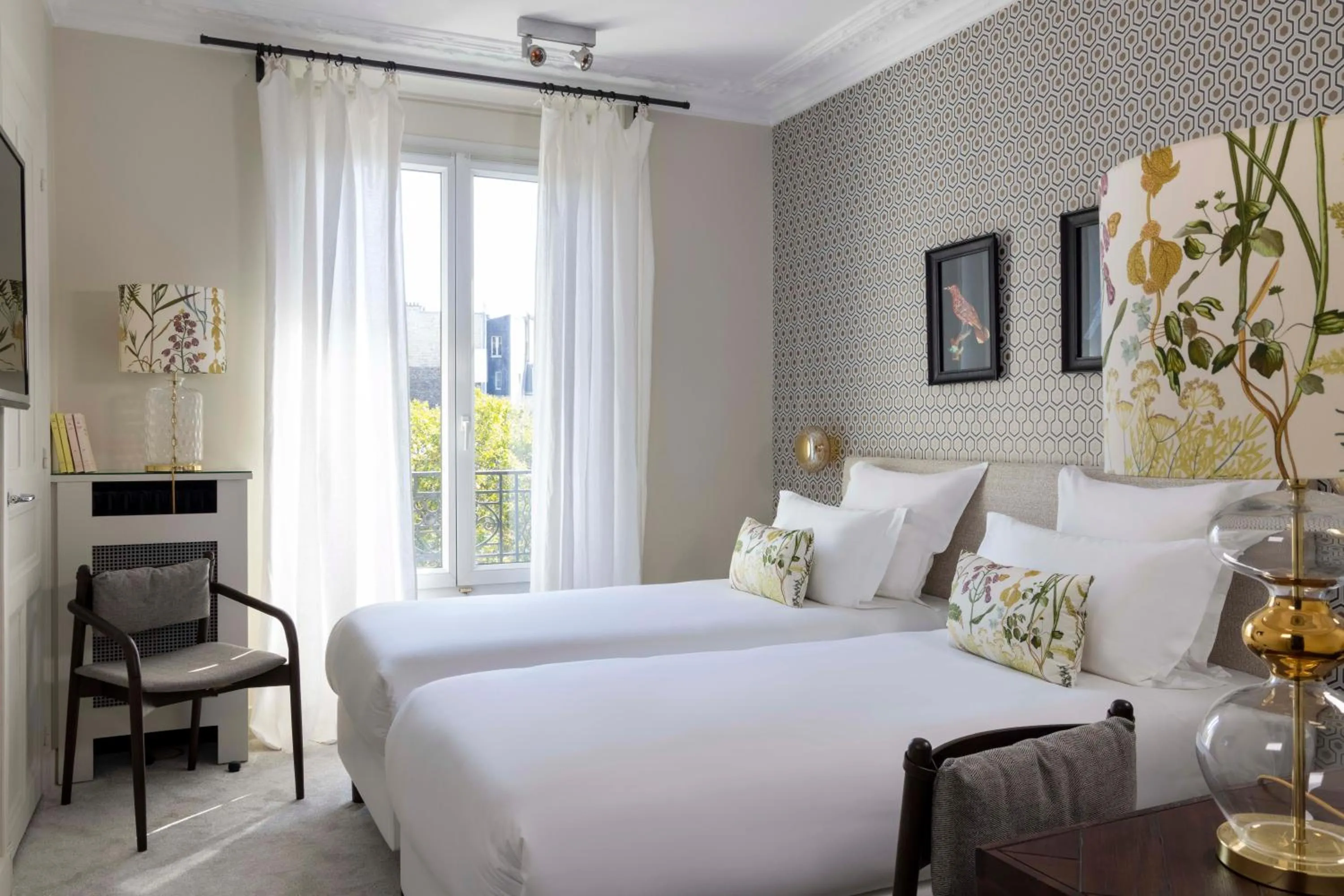 Bed in Hôtel de Banville