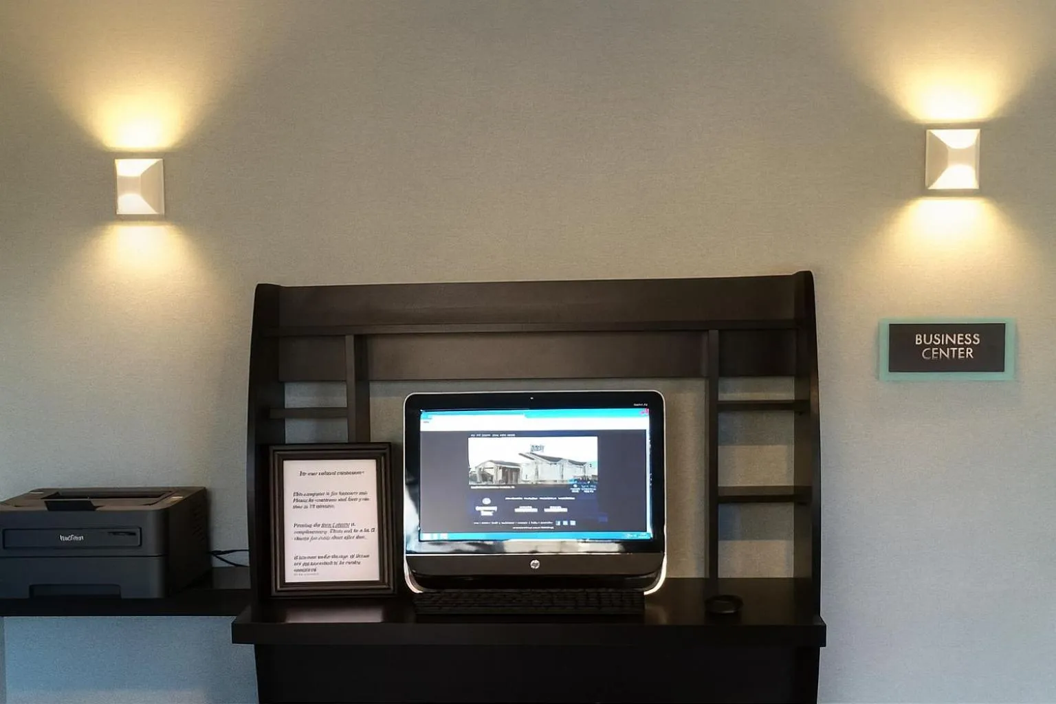 Business facilities in Boarders Inn & Suites by Cobblestone Hotels - Ashland City