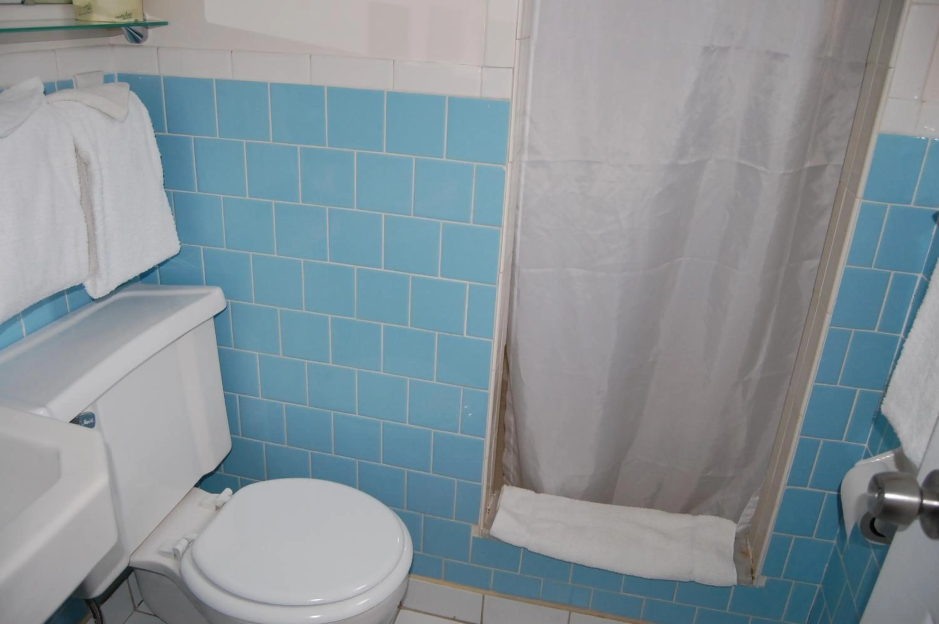 Bathroom in Sea Breeze Ocean City