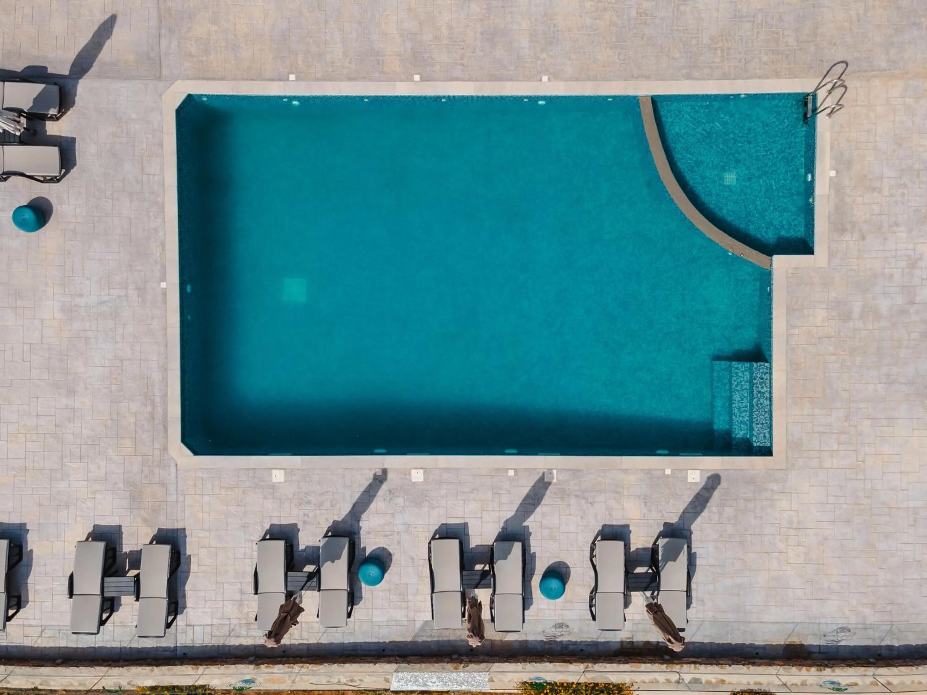 Shower in Evripus Suites