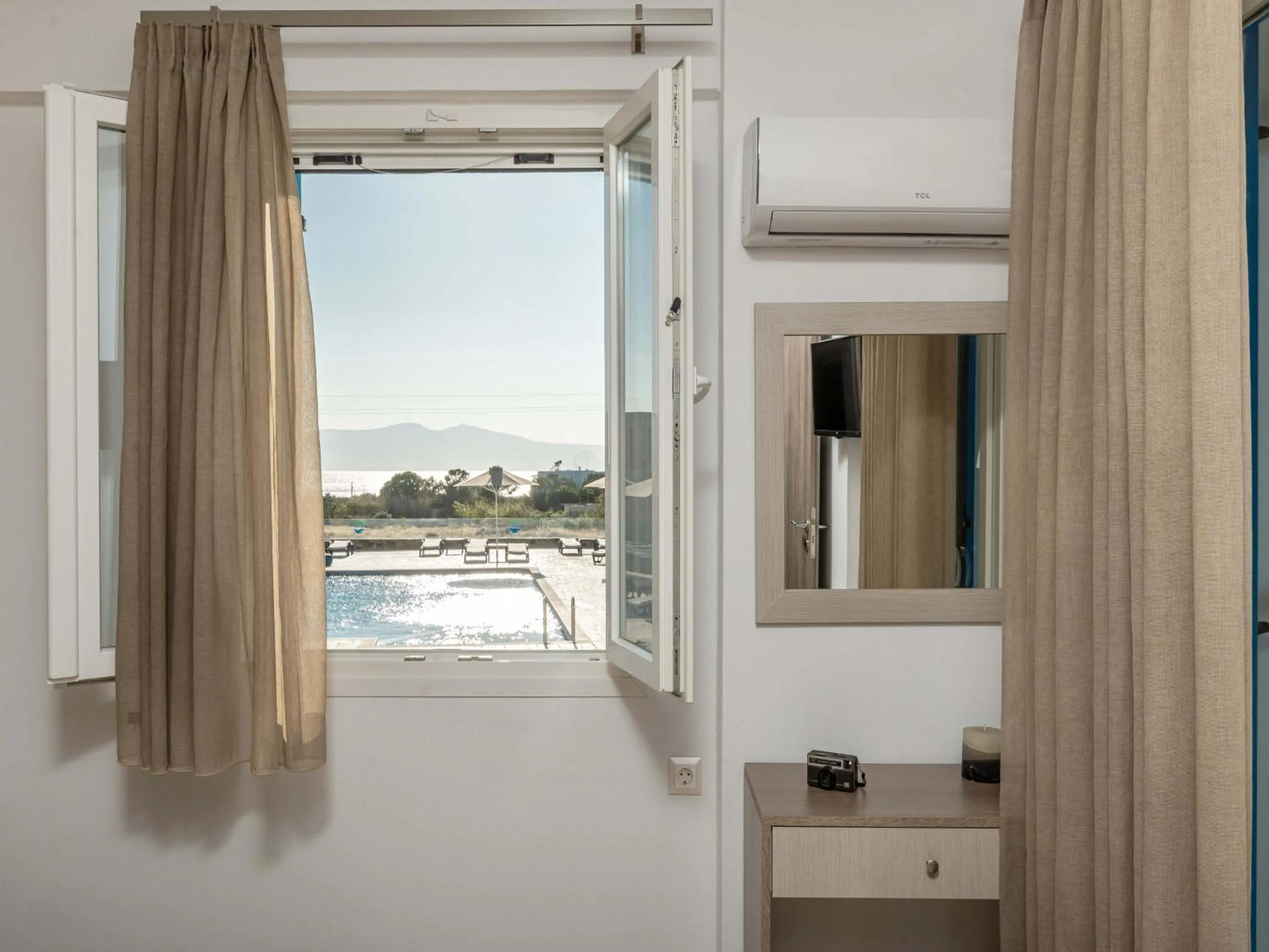 Shower in Evripus Suites