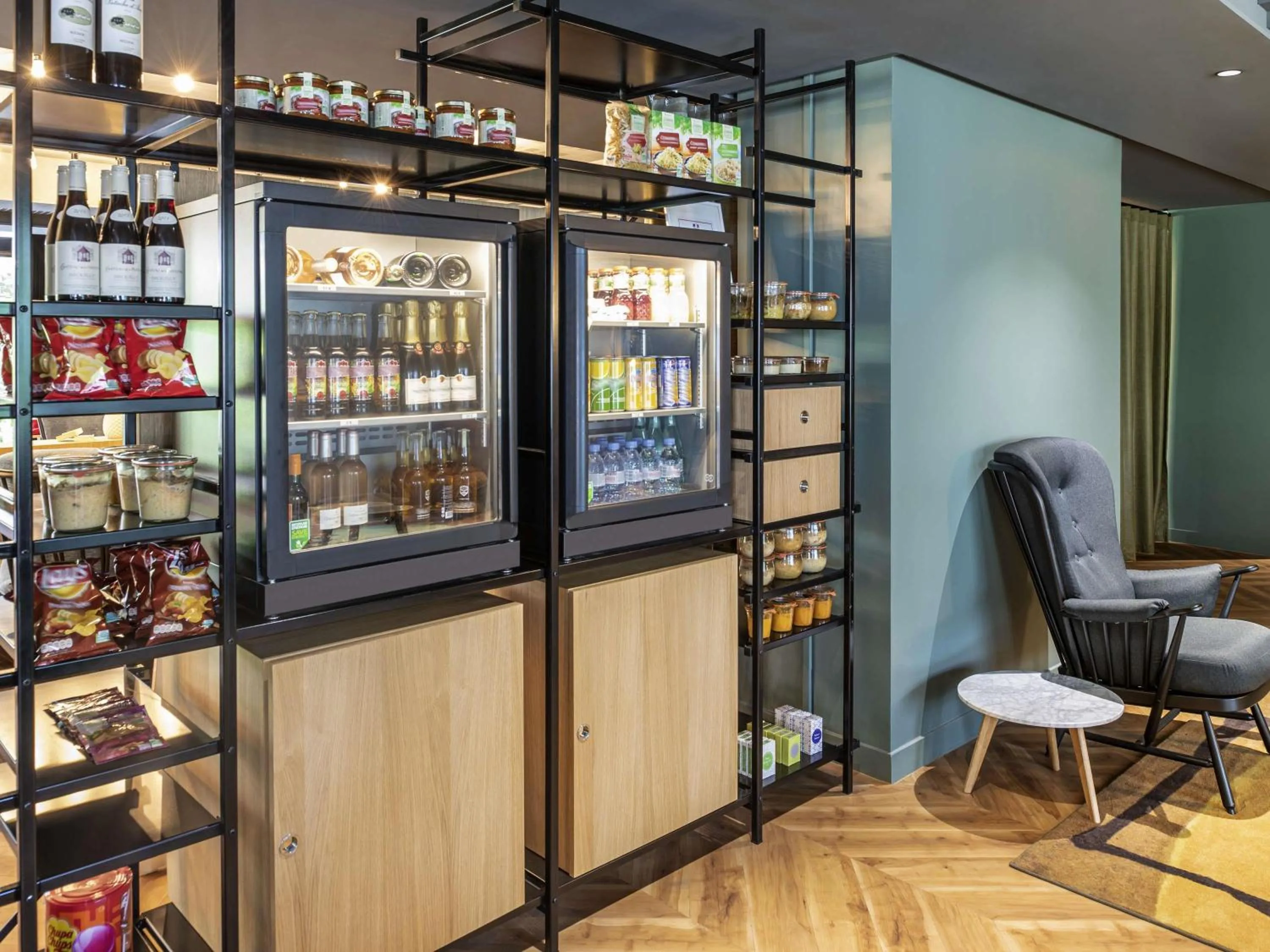 Property building in Aparthotel Adagio Porte de Versailles