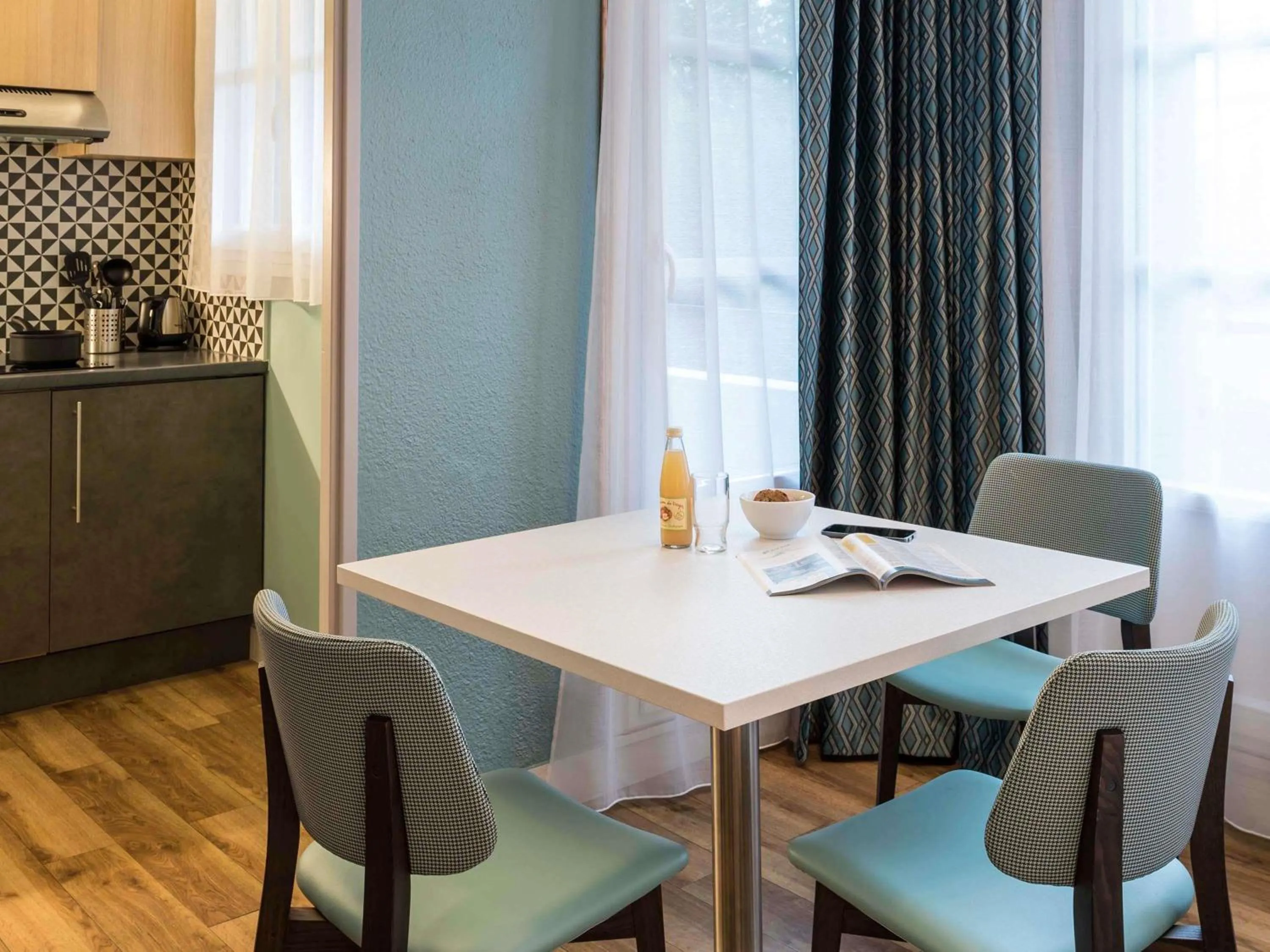 Bedroom in Aparthotel Adagio Paris Montmartre