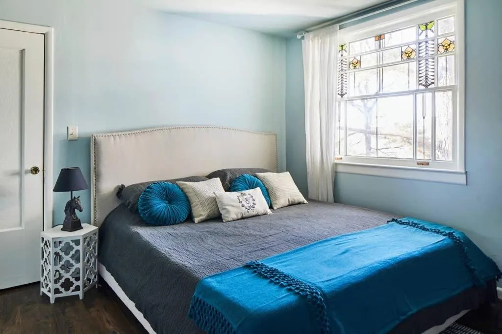 Bed in Eden Brae: Historic Southern Gothic Mansion