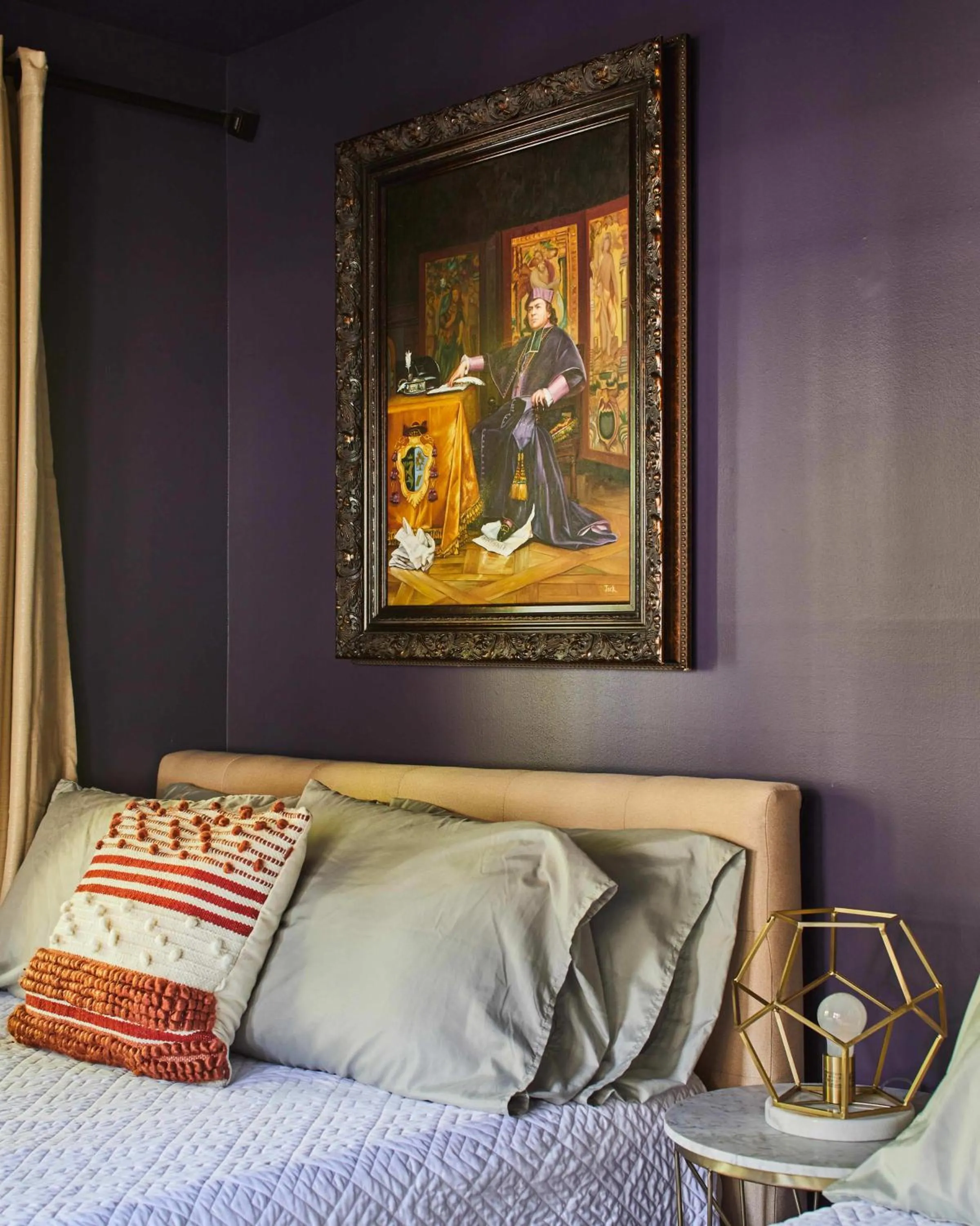 Bed in Eden Brae: Historic Southern Gothic Mansion