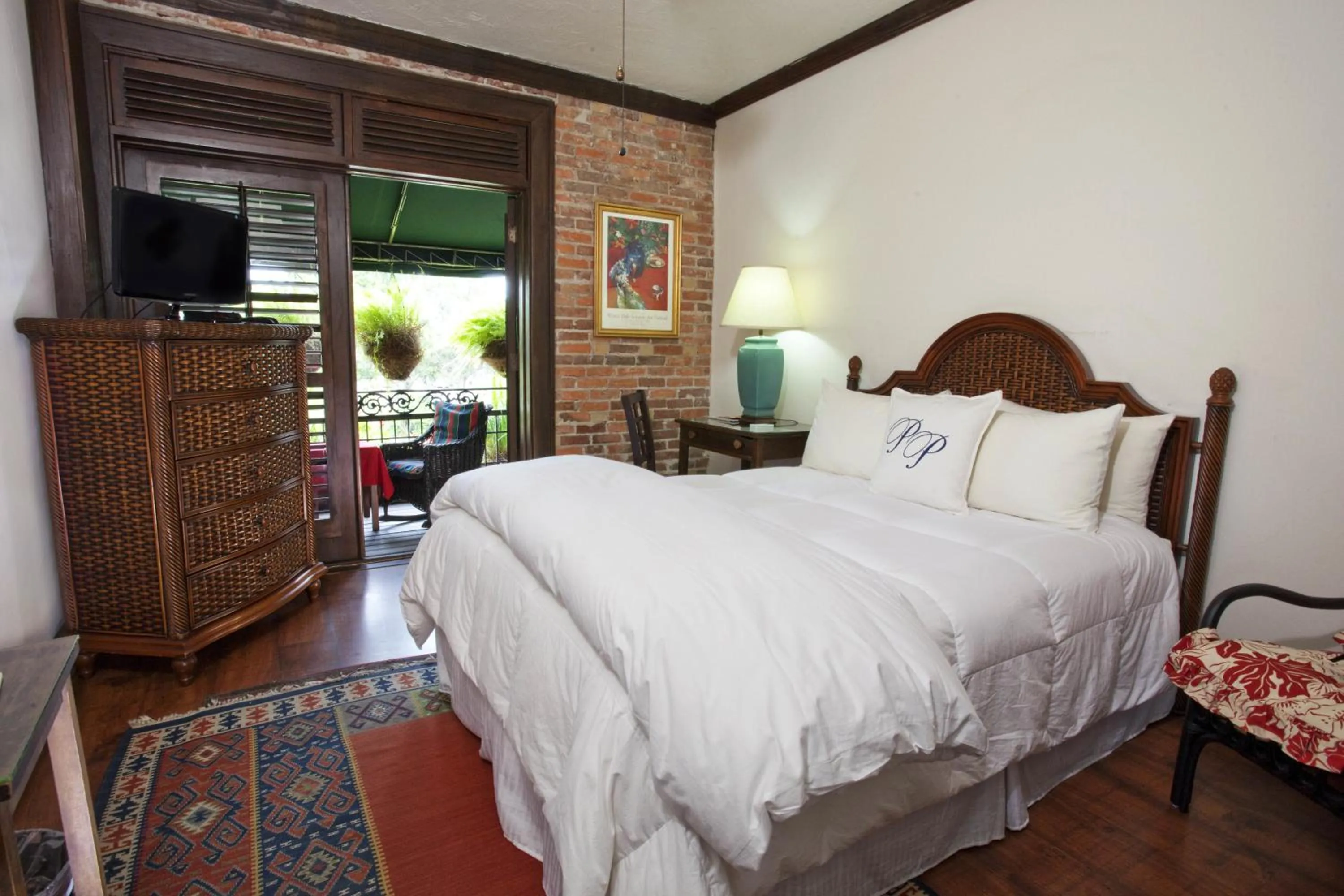 Balcony/Terrace, Bed in Park Plaza Hotel Orlando - Winter Park