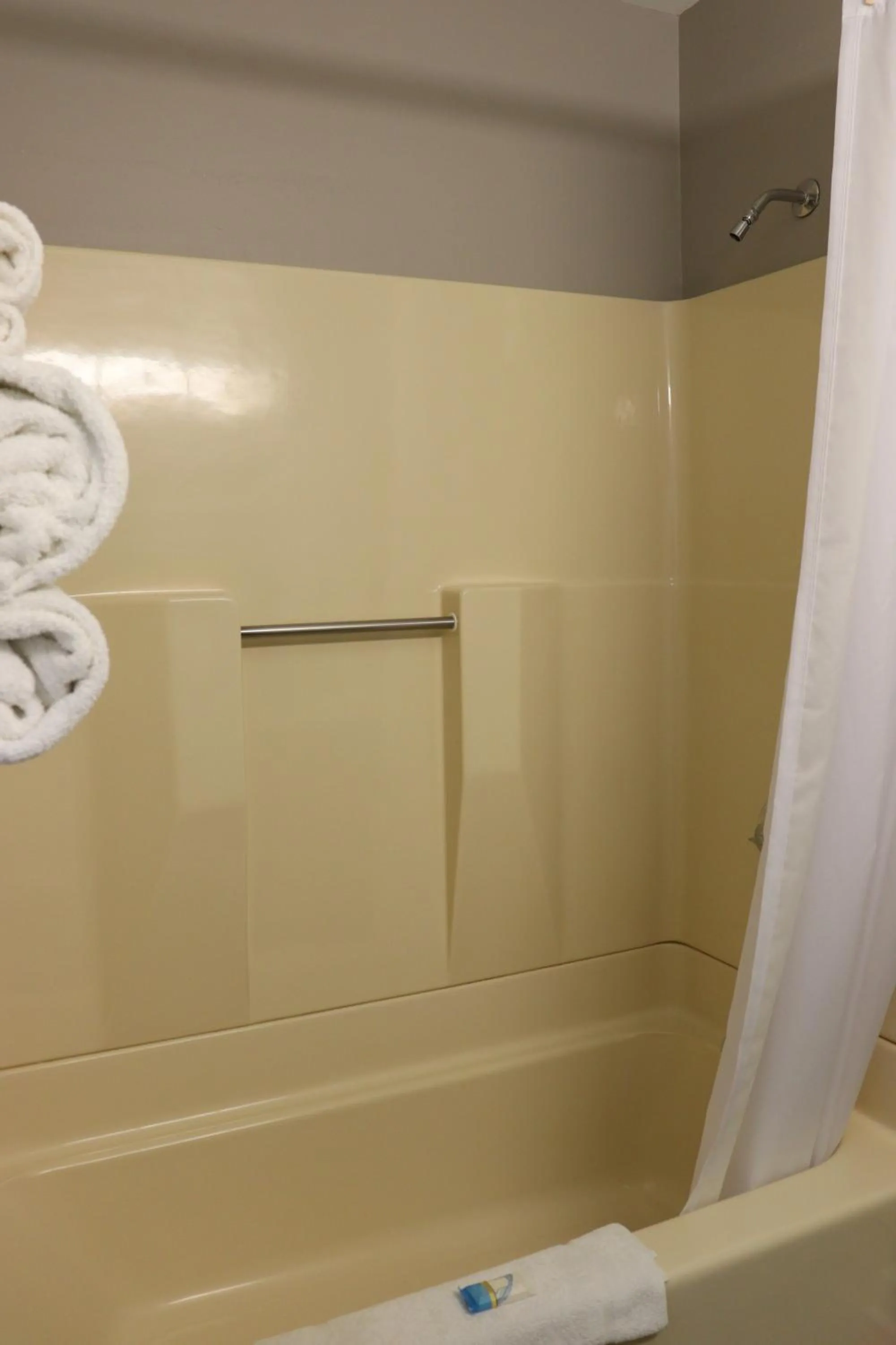 Shower in Admiral Motel