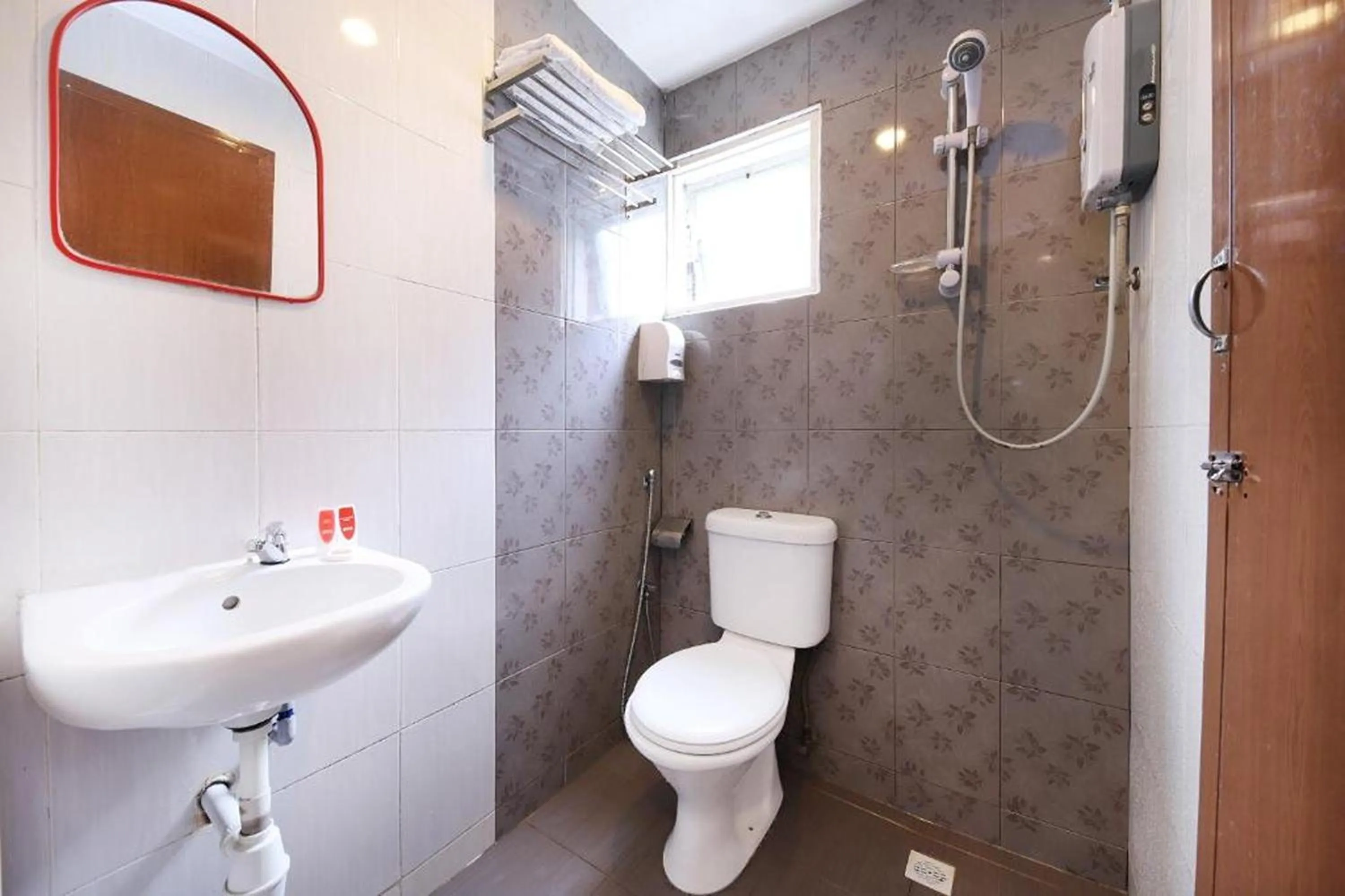 Shower in Heaven Mountain Hill Hotel 1 Cameron Highlands