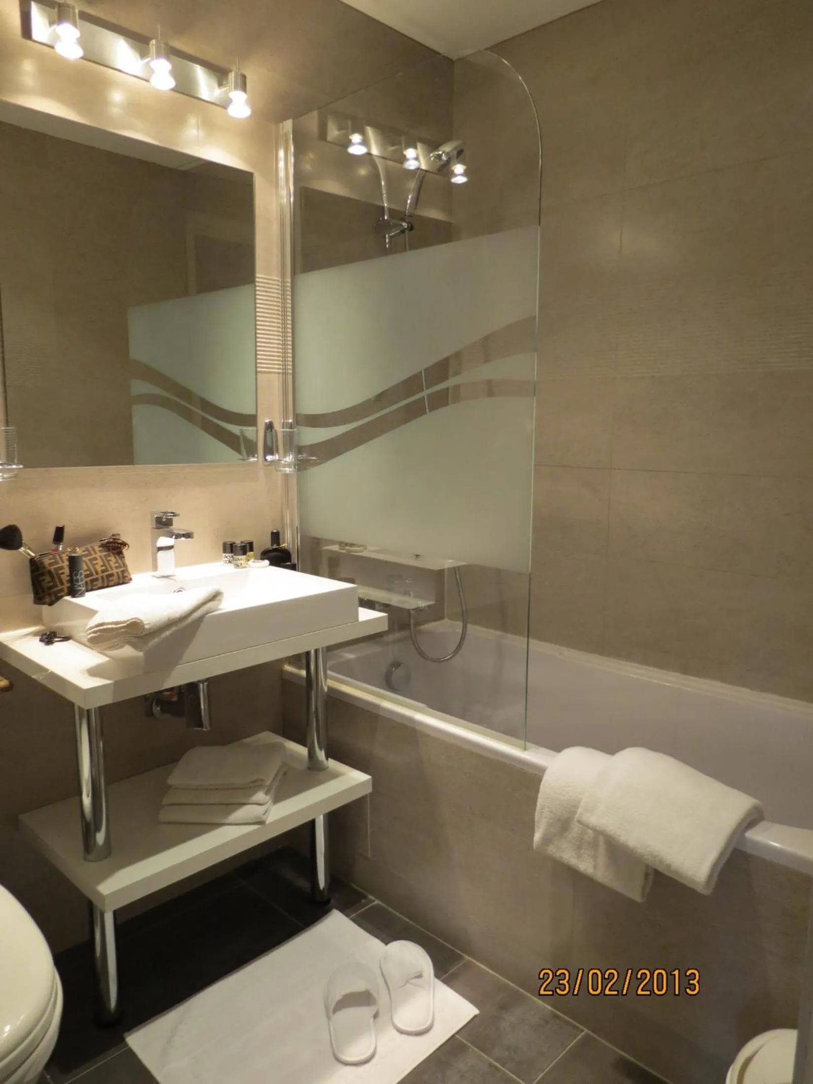 Bathroom in Hôtel Ligure