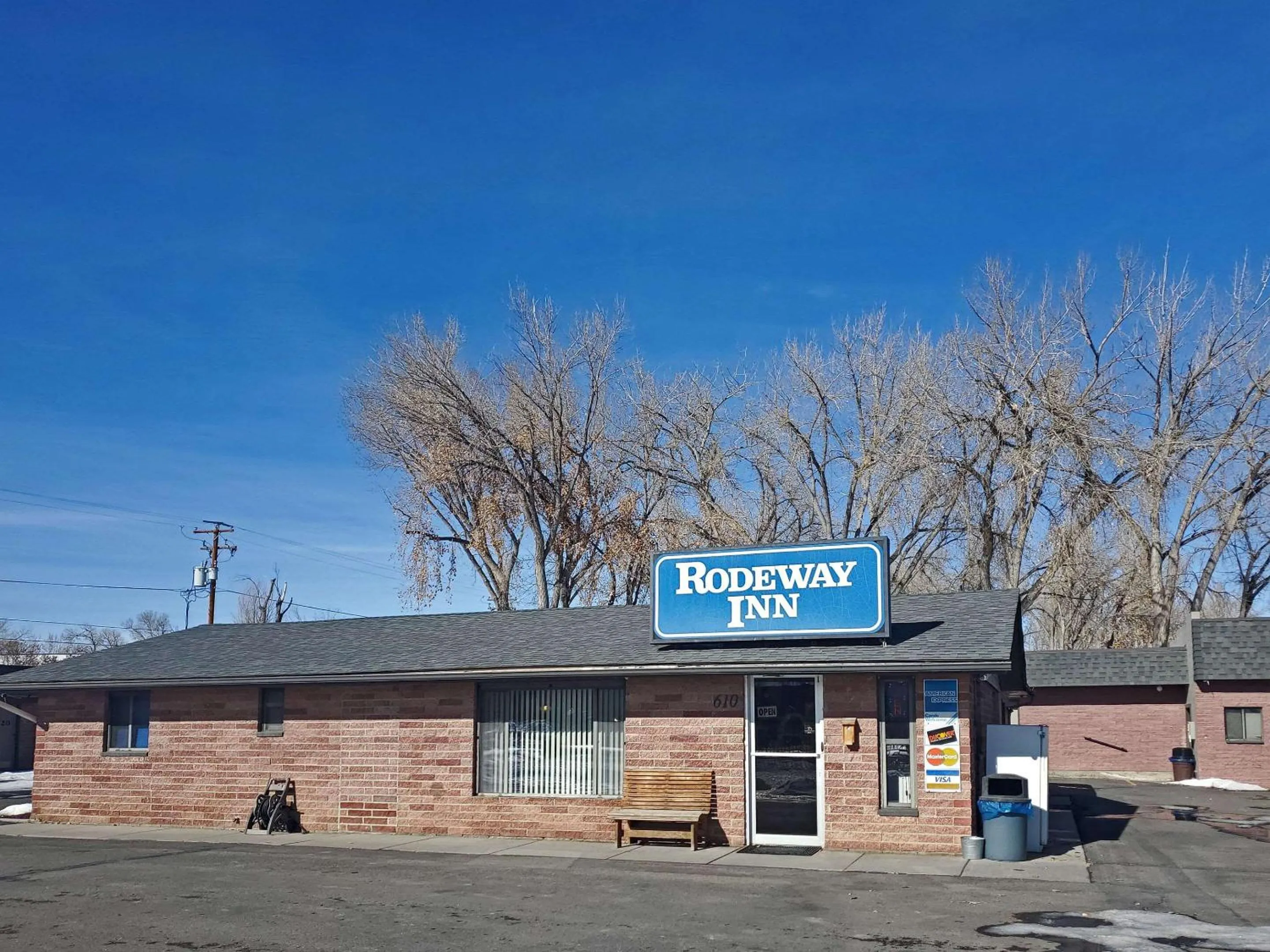 Property building in Rodeway Inn Buffalo