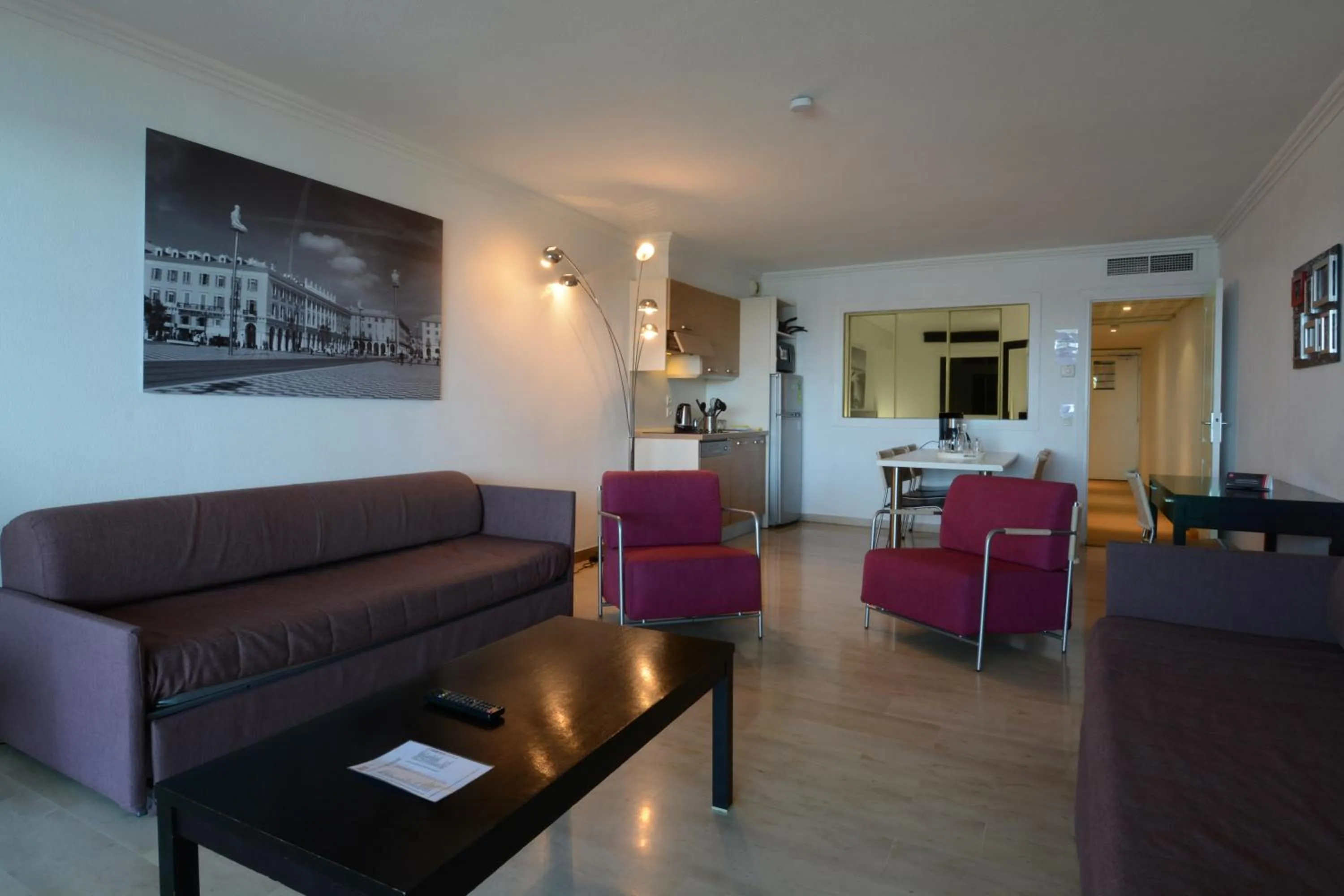 Kitchen or kitchenette in Aparthotel Adagio Nice Promenade des Anglais