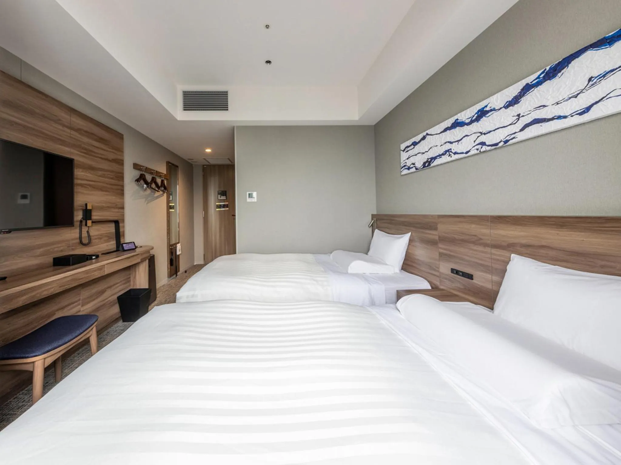 Photo of the whole room, Bed in Far East Village Hotel Tokyo Ariake