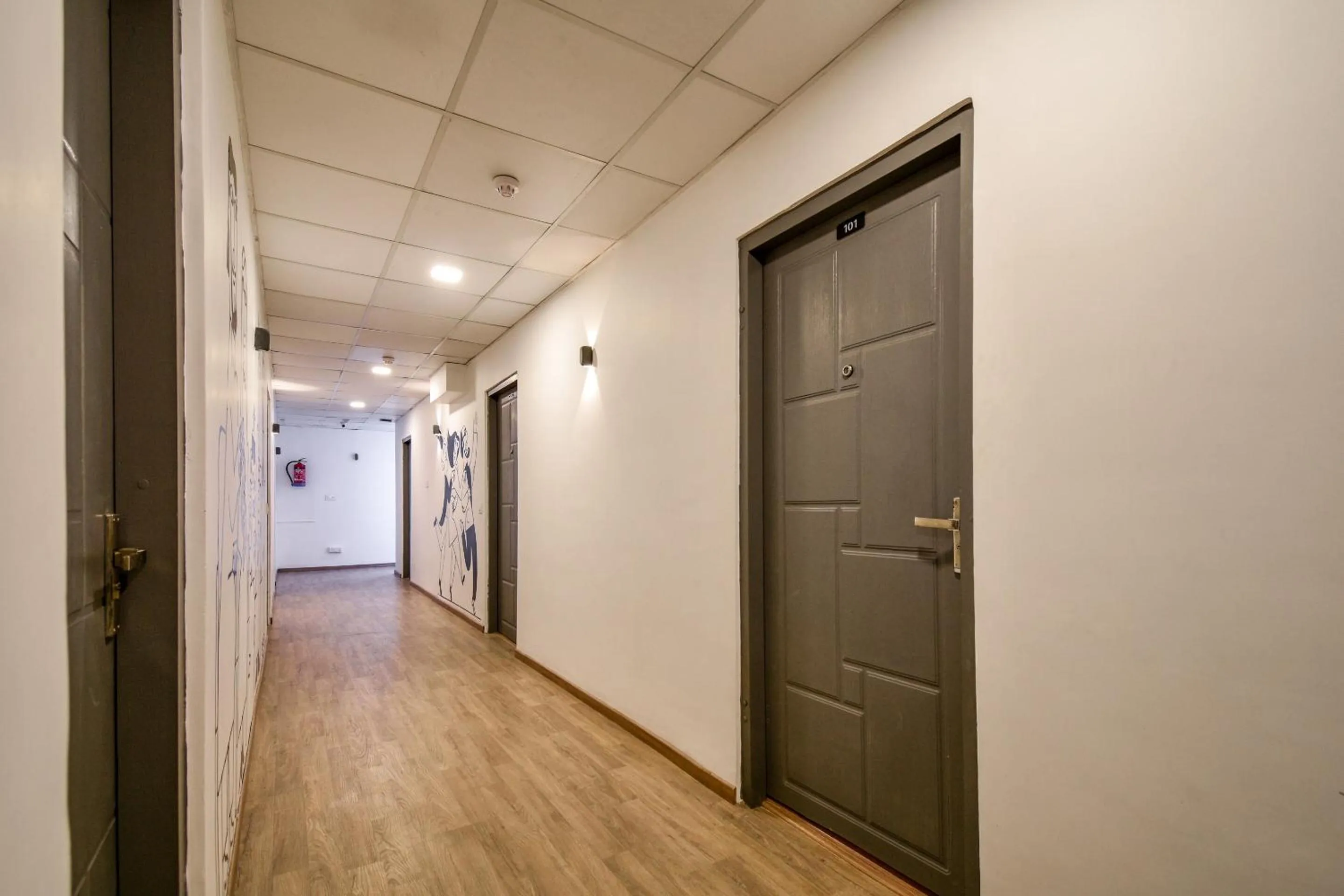 Lobby or reception in OYO Hotel Luxurs