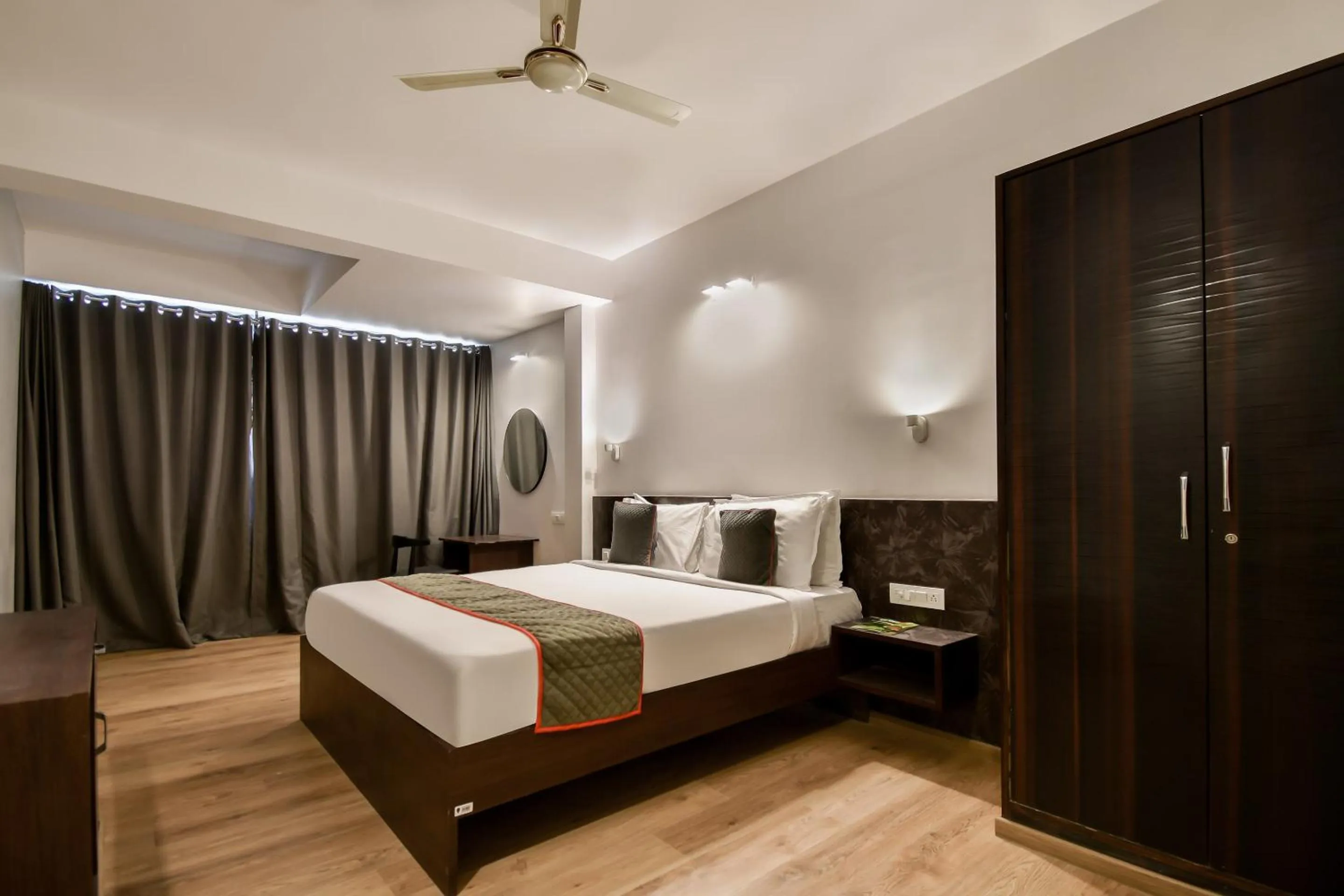 Bathroom in OYO Hotel Luxurs