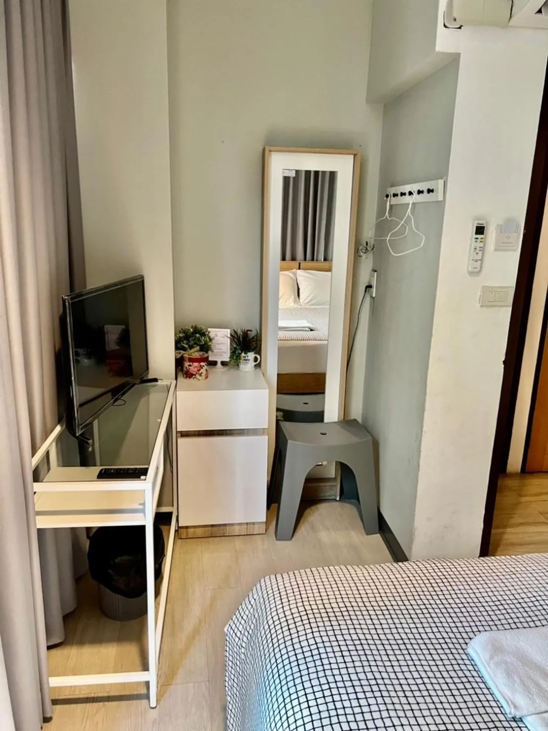 Bed in White House Hostel