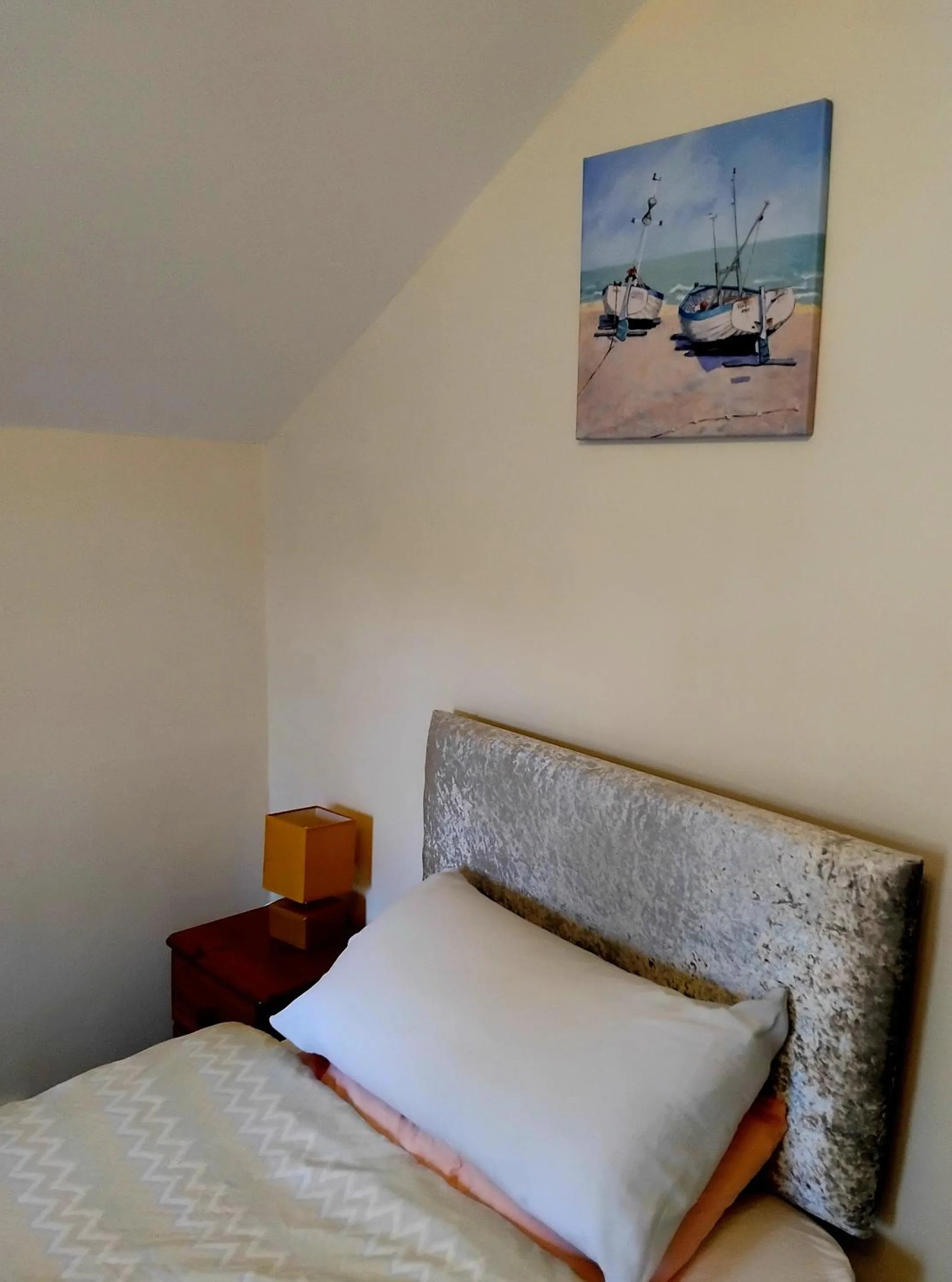 Bedroom, Bed in The Countryman Hotel