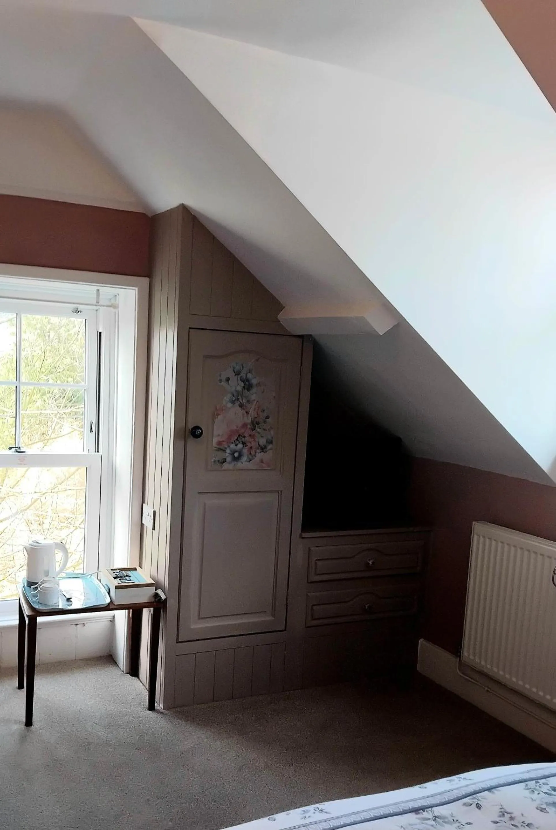 Bedroom in The Countryman Hotel