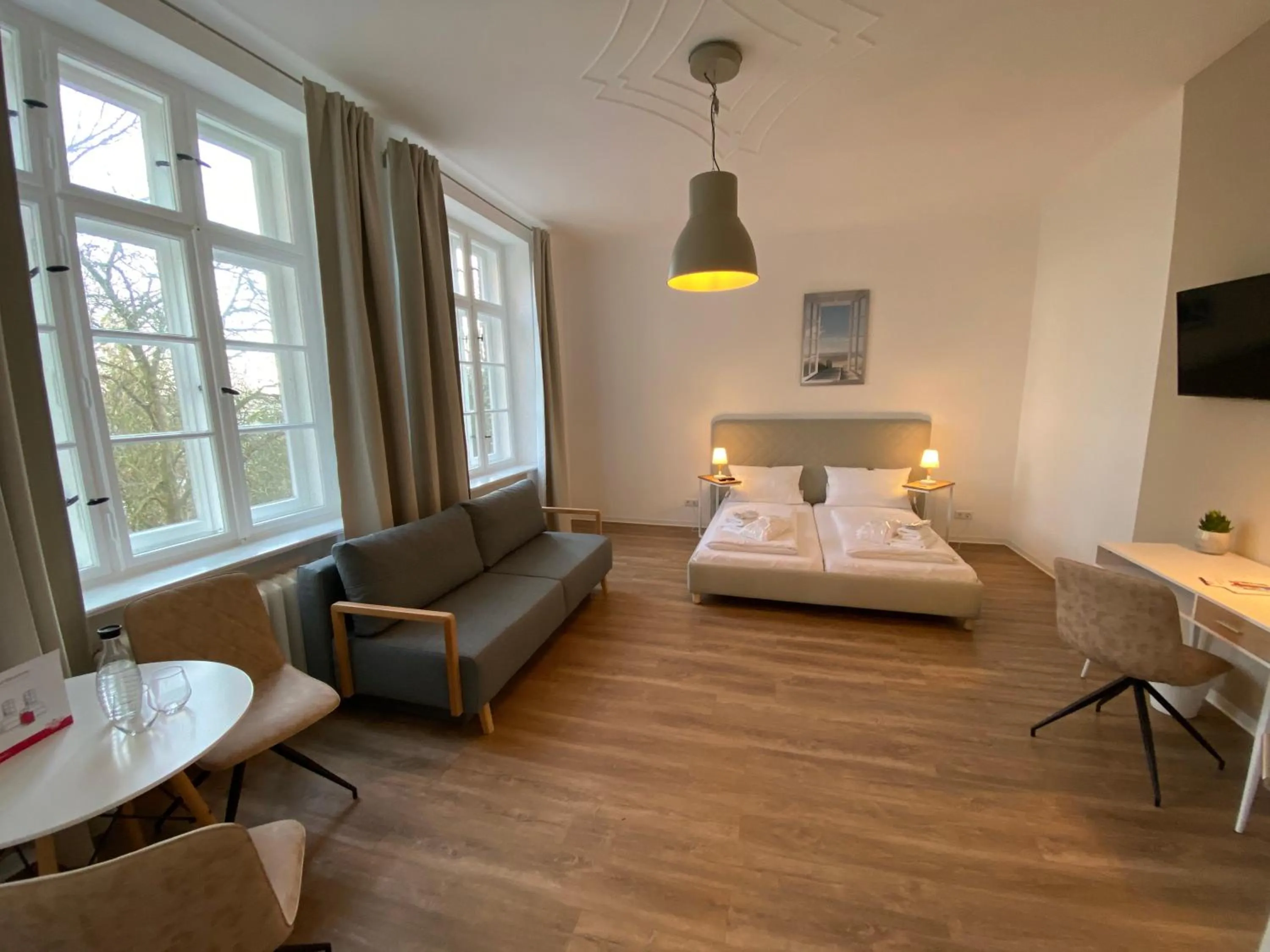 Photo of the whole room, Bed in Boardinghouse Flensburg - by Zimmer FREI! Holidays