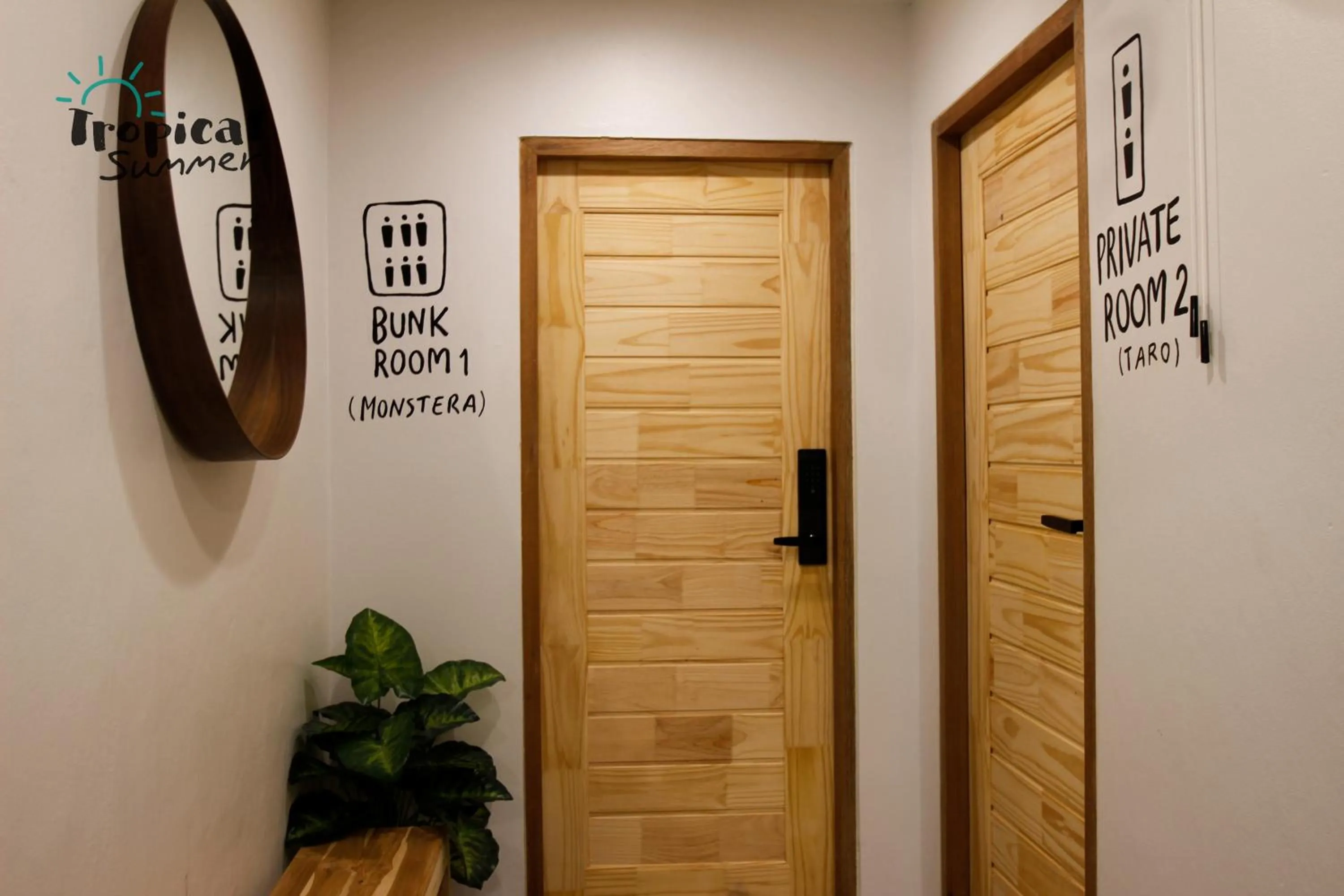 Bedroom in Tropical Summer Hostel