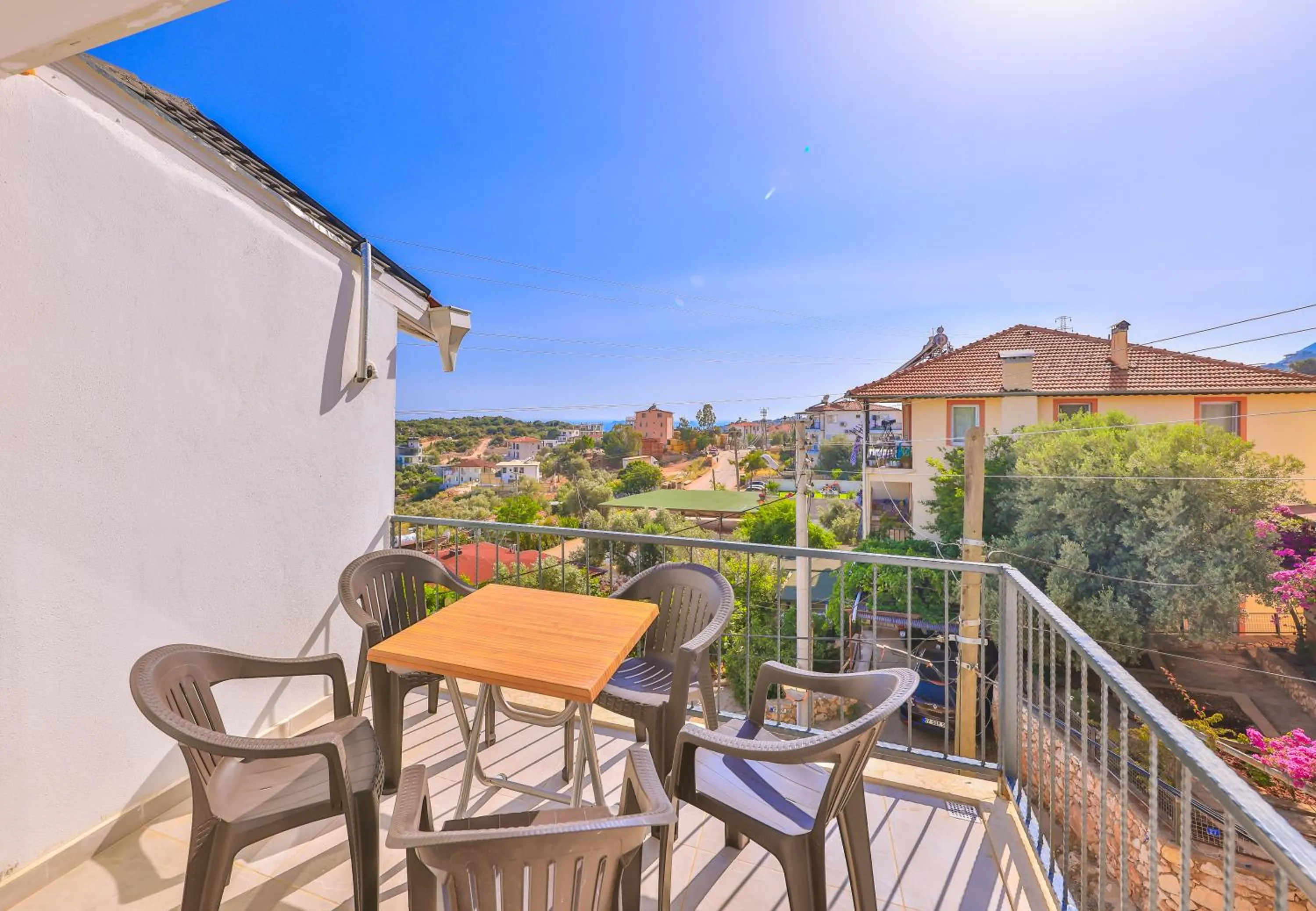 Balcony/Terrace in 3 House Apart