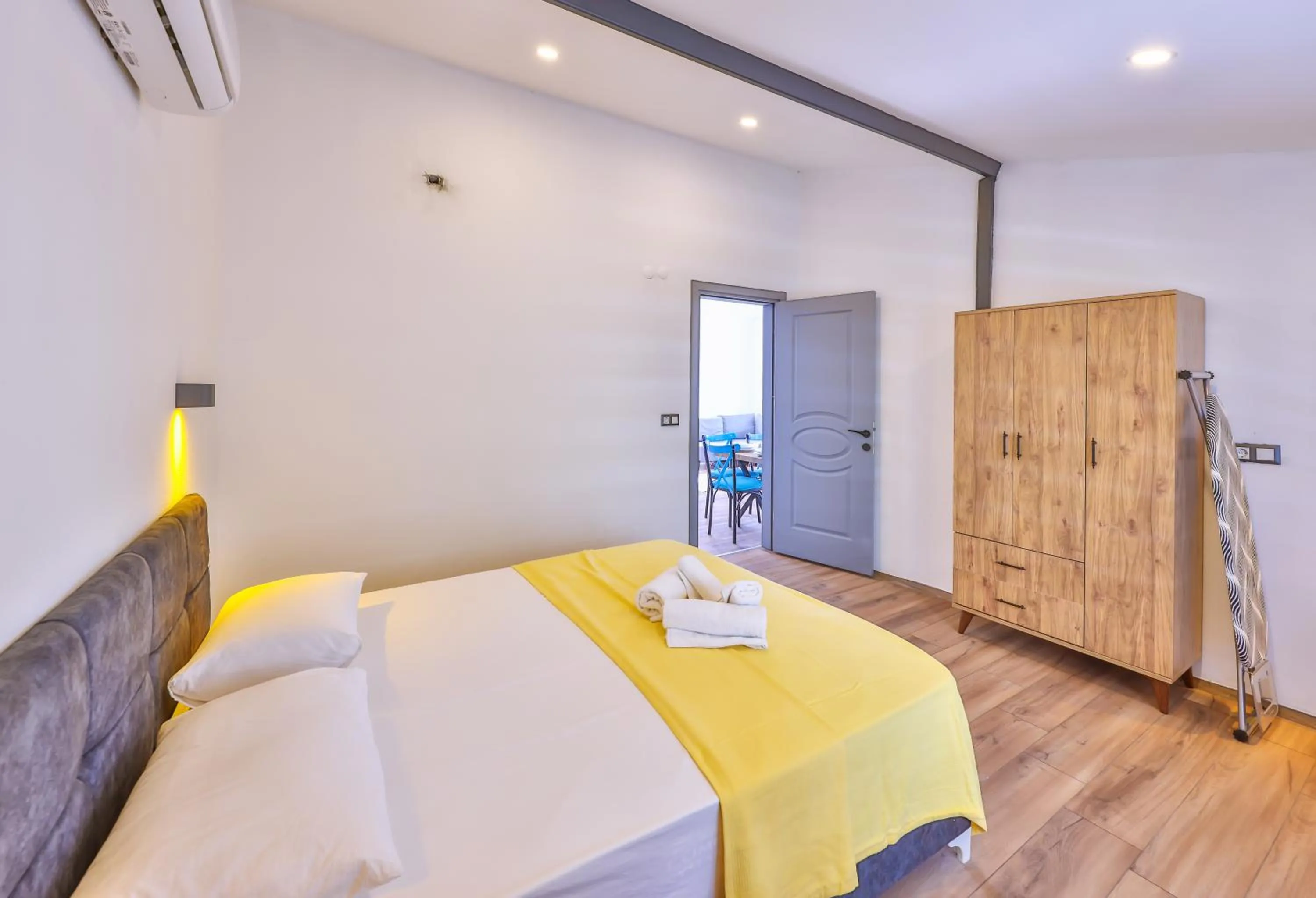 Bedroom, Bed in 3 House Apart