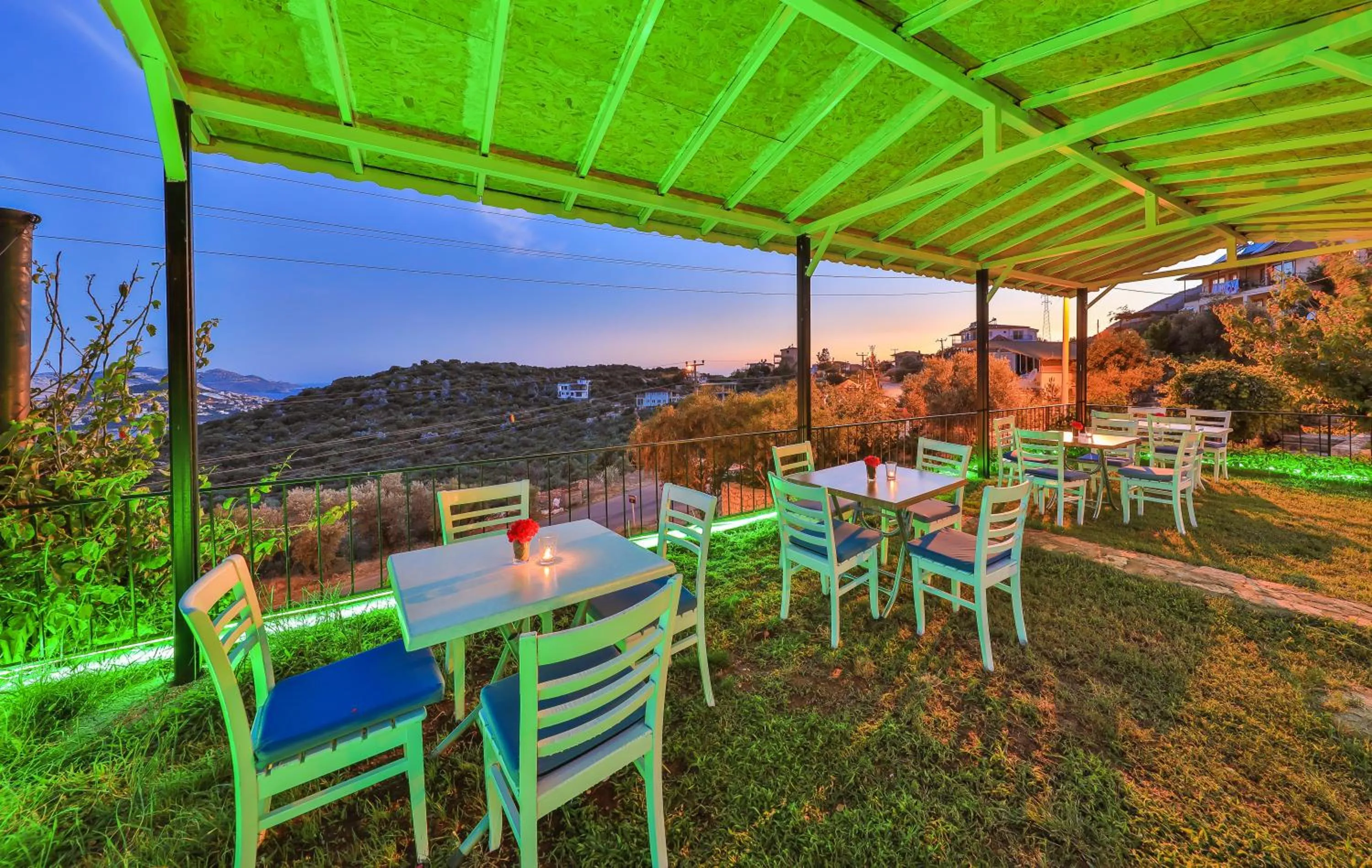 Natural landscape in 3 House Apart