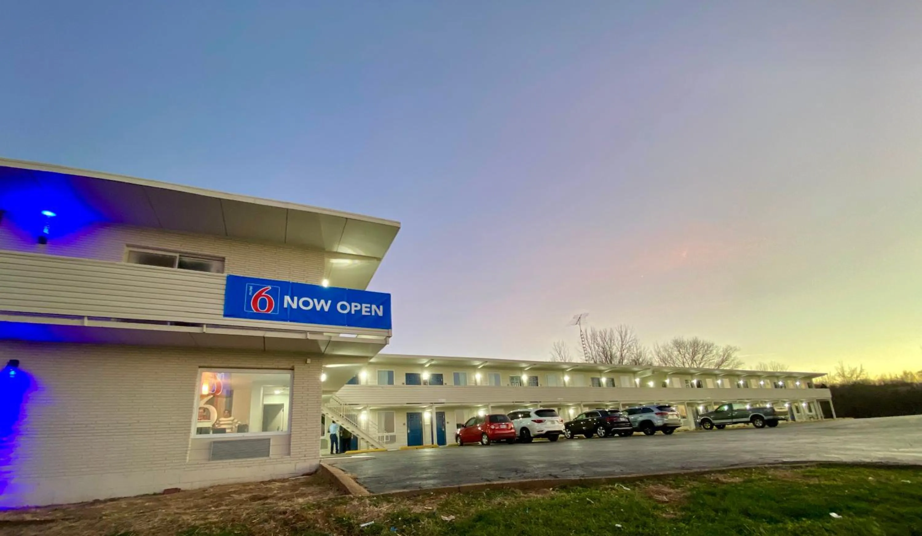 Property building in Motel 6 Bonne Terre, MO