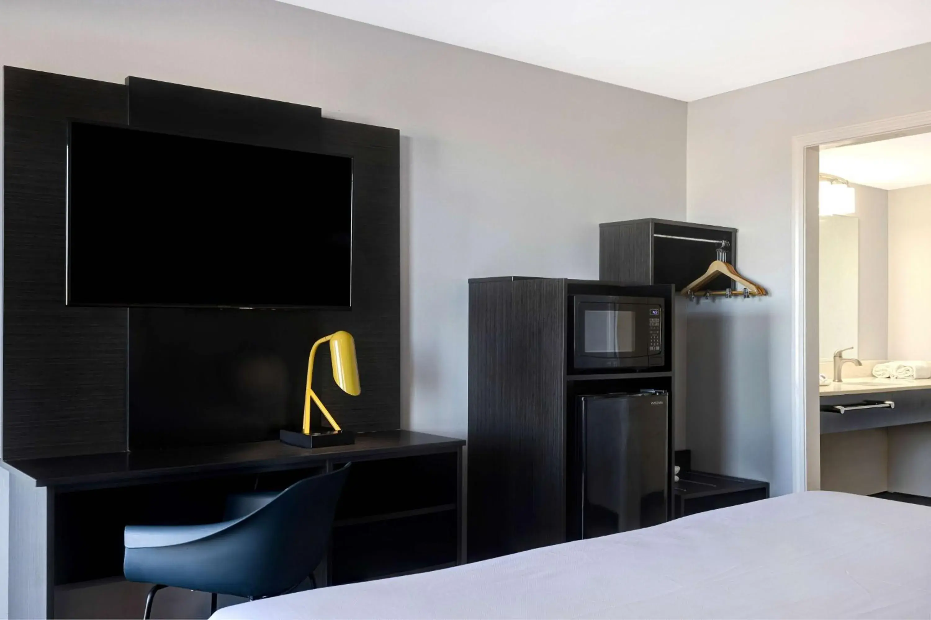 Standard King Room - Non-Smoking in Motel 6 Bonne Terre, MO Standard King Room - Non-Smoking in Motel 6 Bonne Terre, MO