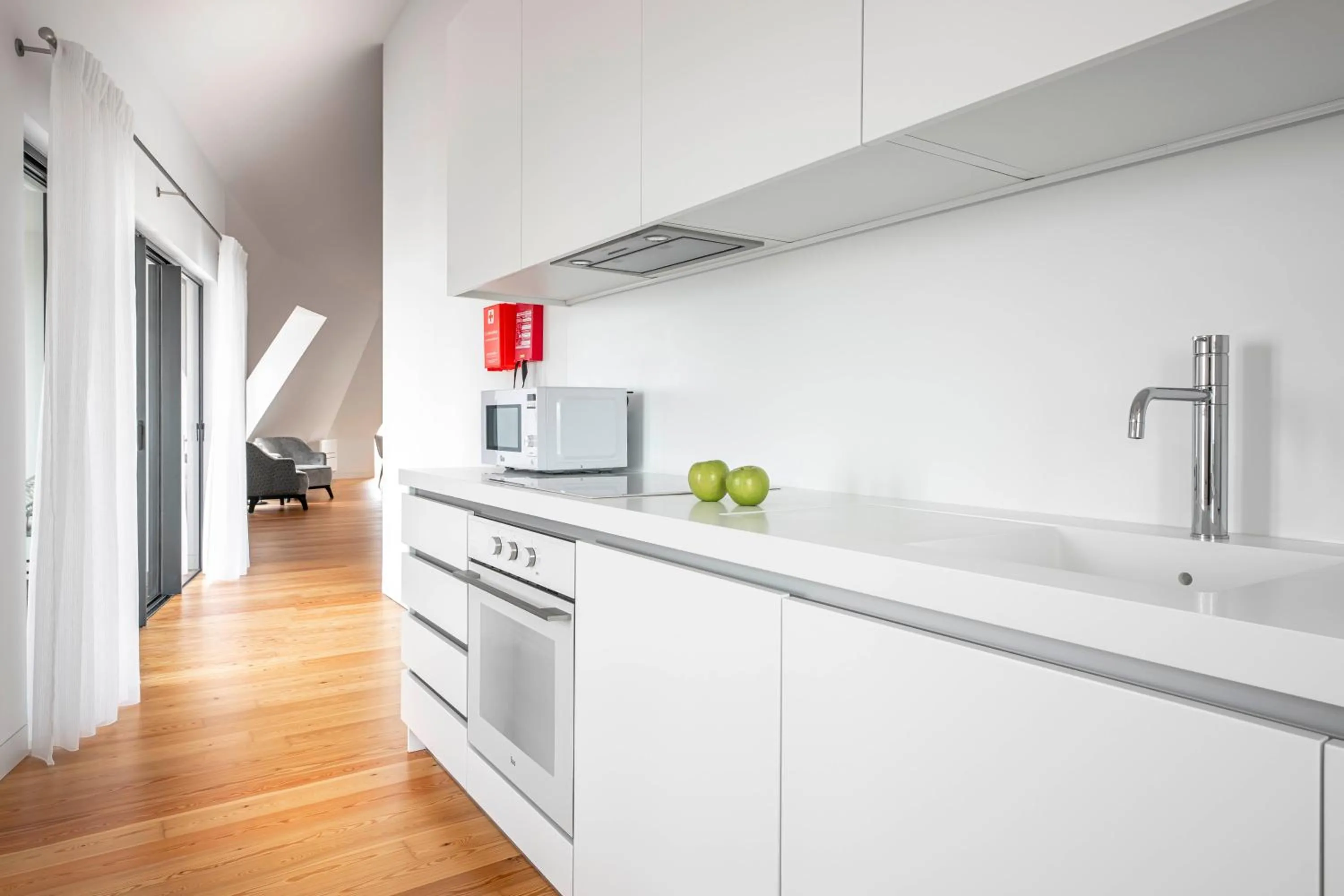 Kitchen or kitchenette in Tandem Palacio Alfama Apartments
