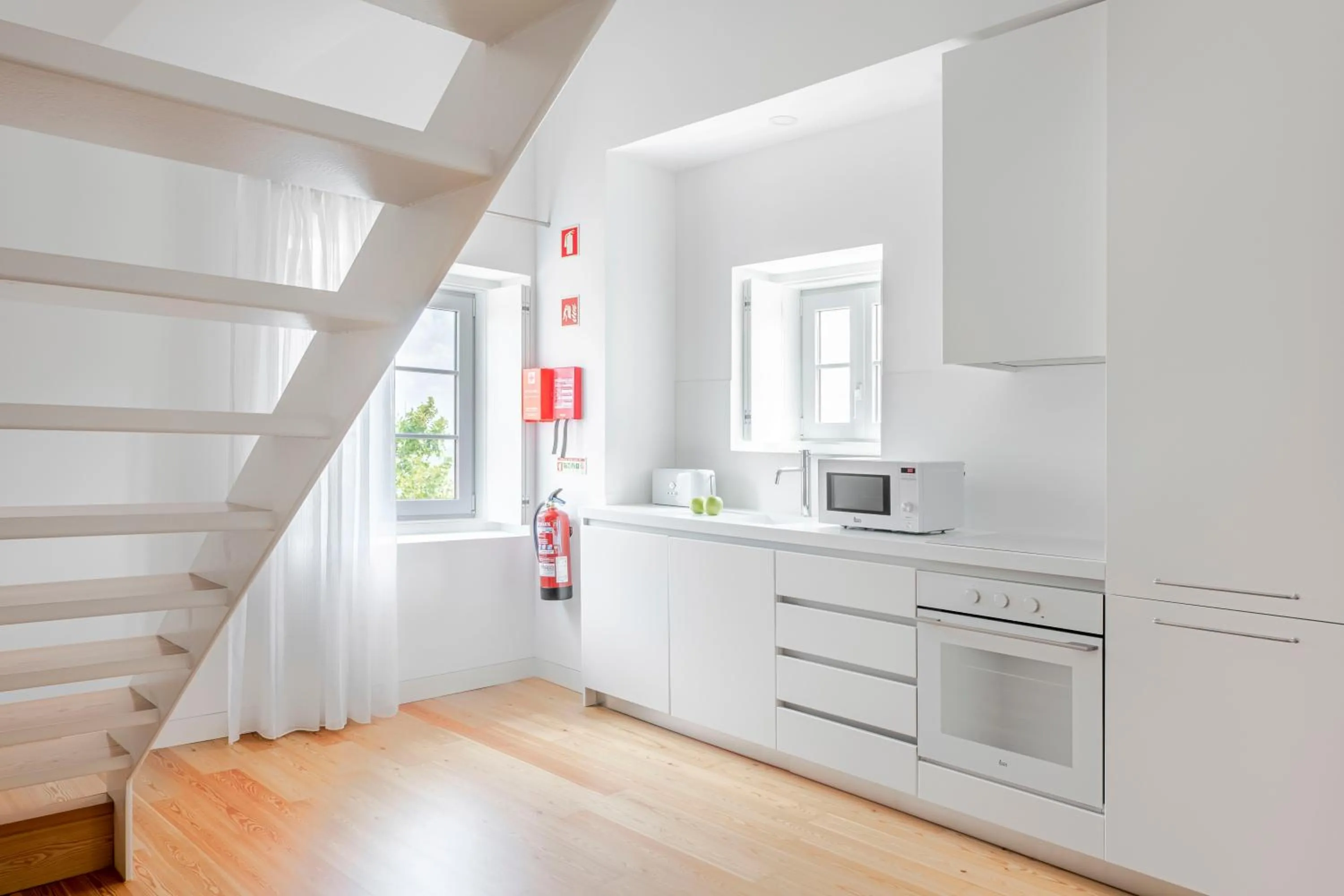 Photo of the whole room in Tandem Palacio Alfama Apartments