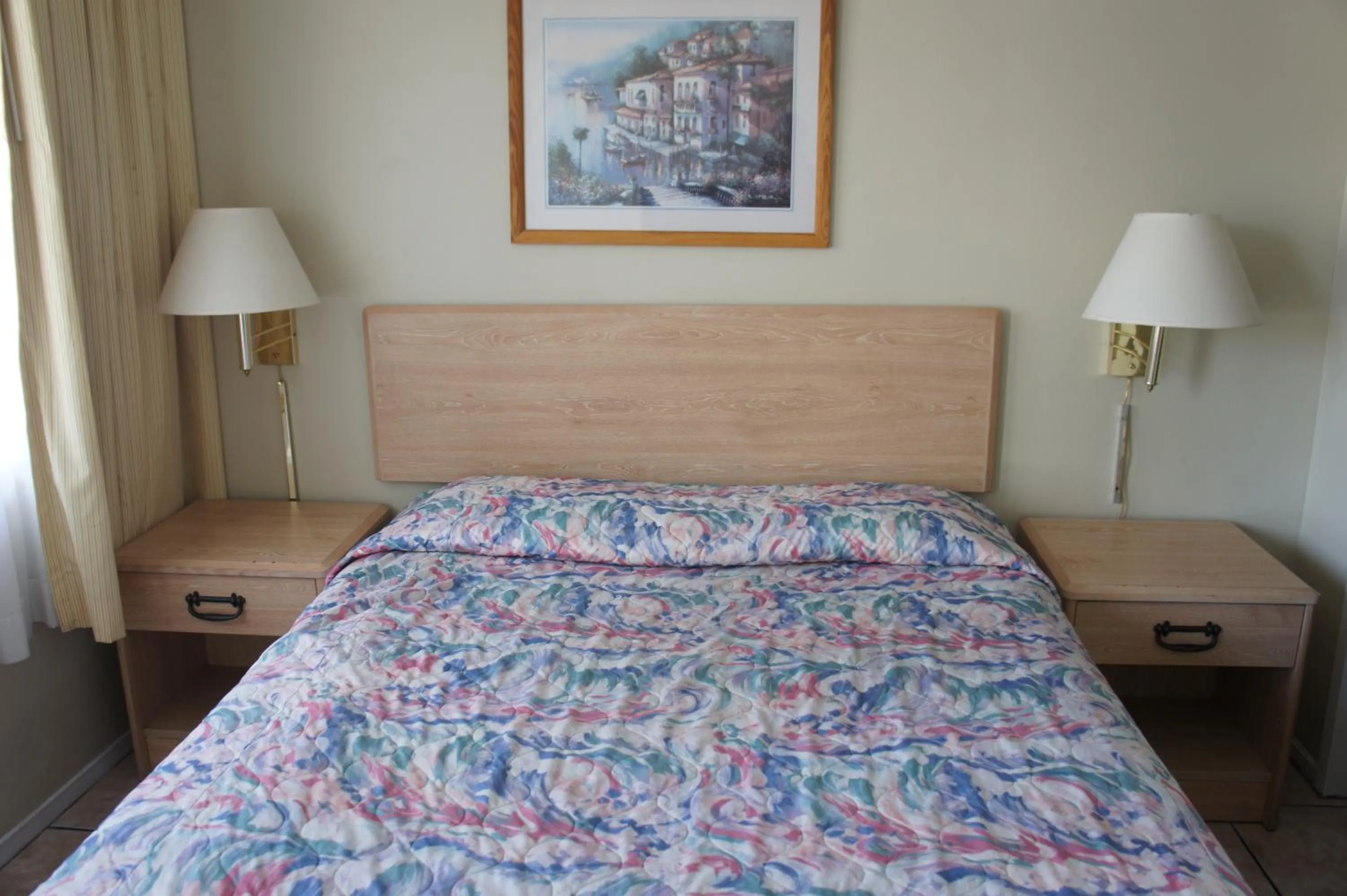 Decorative detail, Bed in Budget Inn