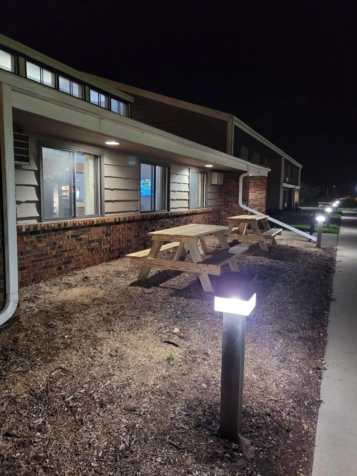 Property building in The Belgium Inn & Suites