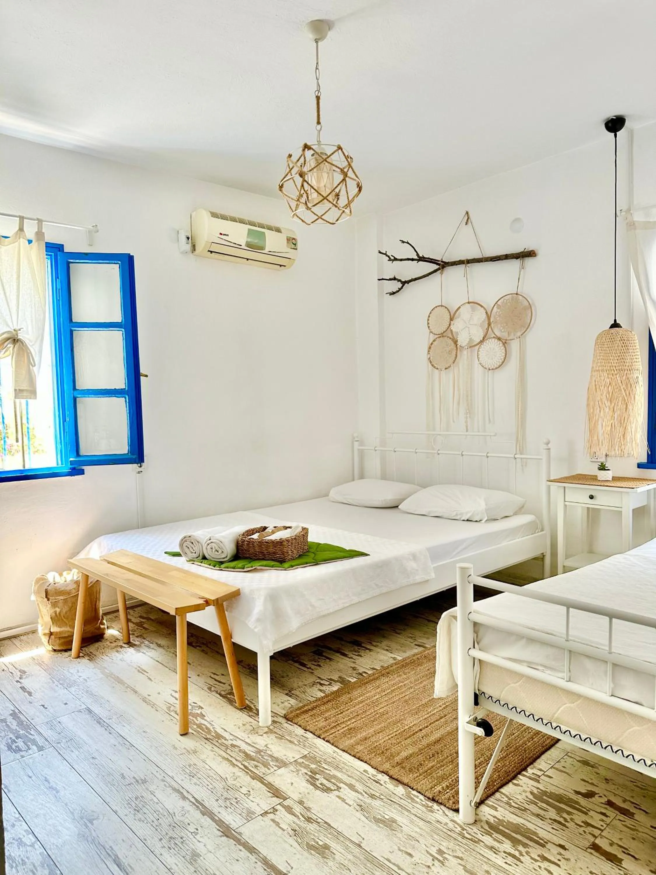 Bed in L'onda Oda Bodrum