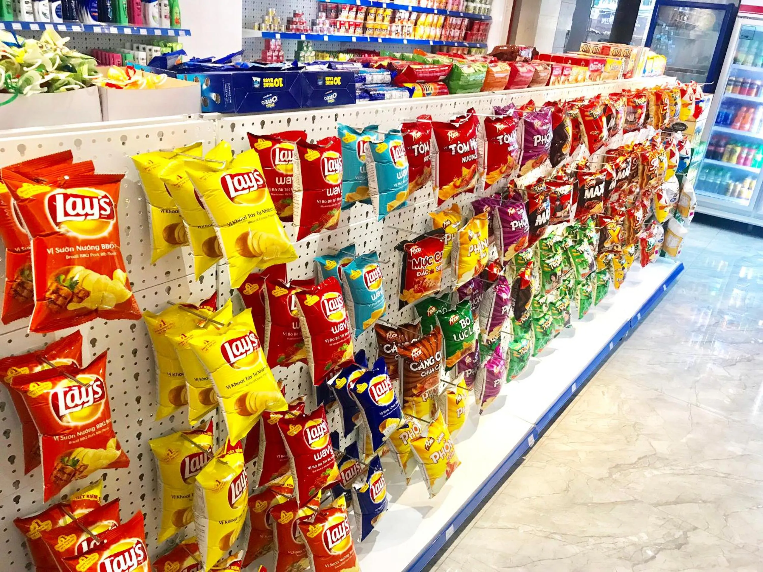 Supermarket/grocery shop in Kim Oanh Orchids Hotel