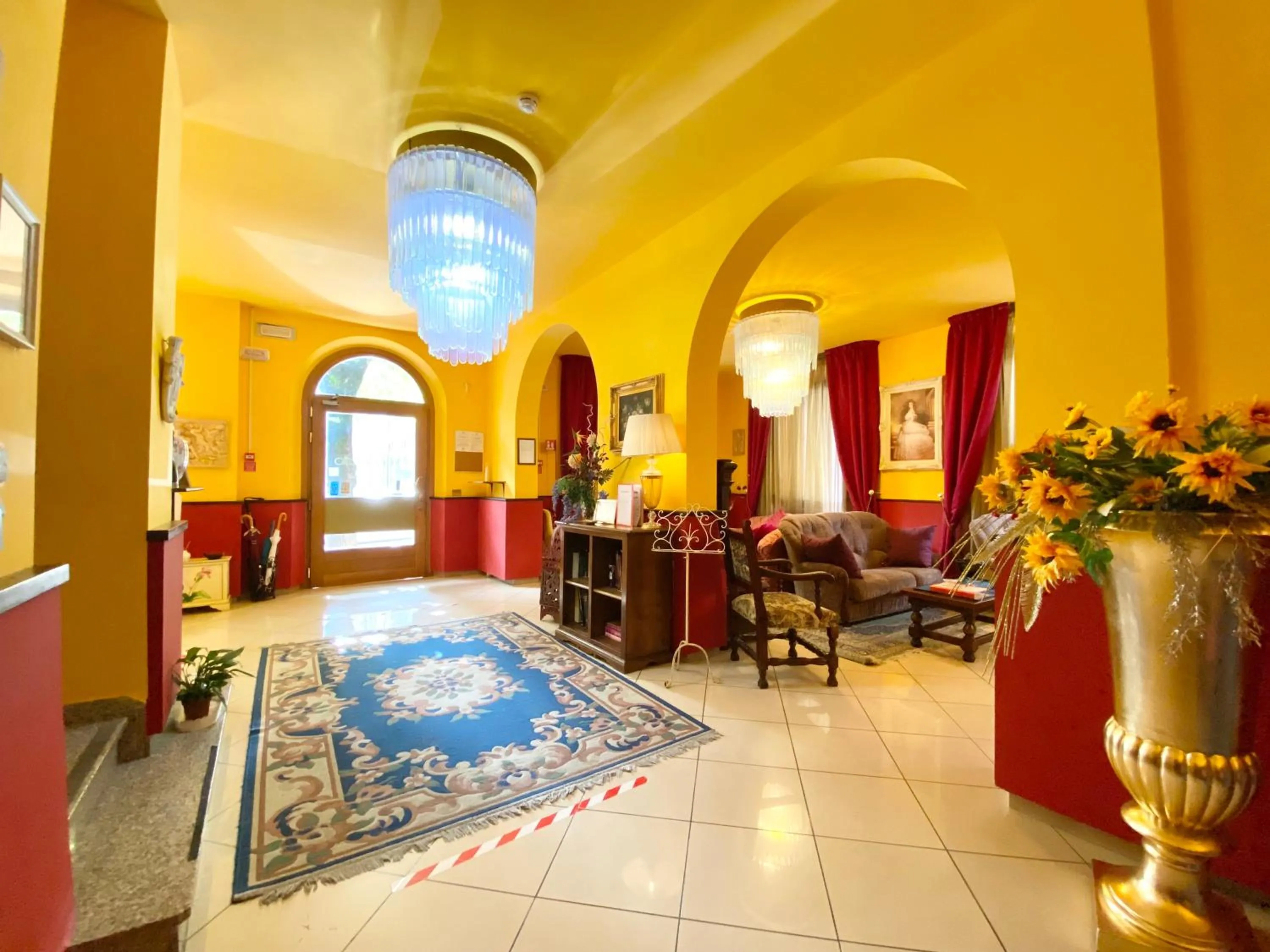 Lobby or reception in HOTEL RINASCIMENTO