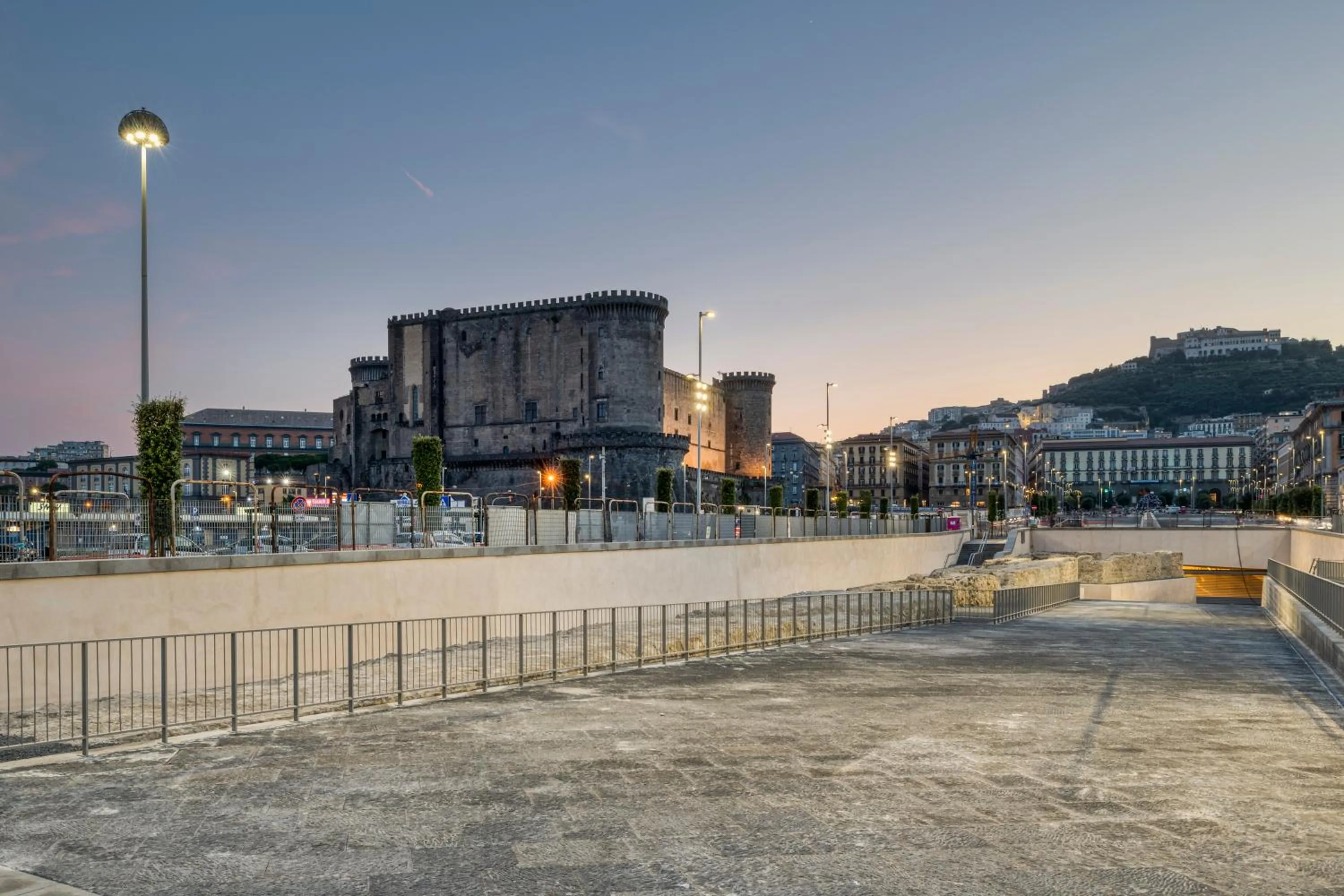 City view in Smart Hotel Napoli