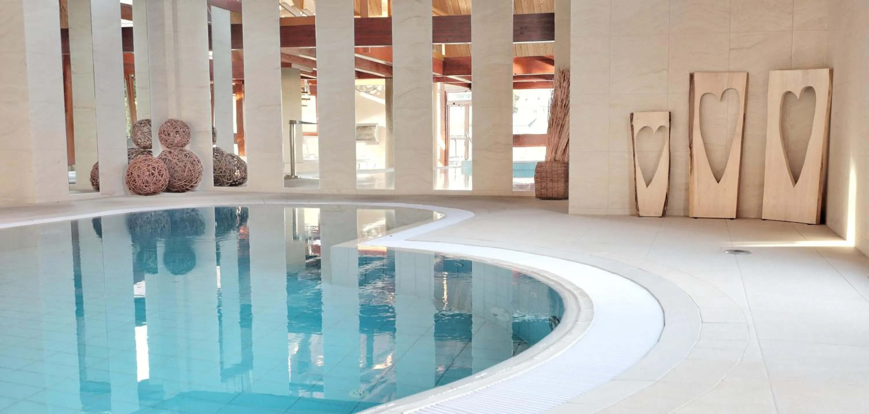 Spa and wellness centre/facilities in LE CLOS DES SOURCES Hôtel & Spa