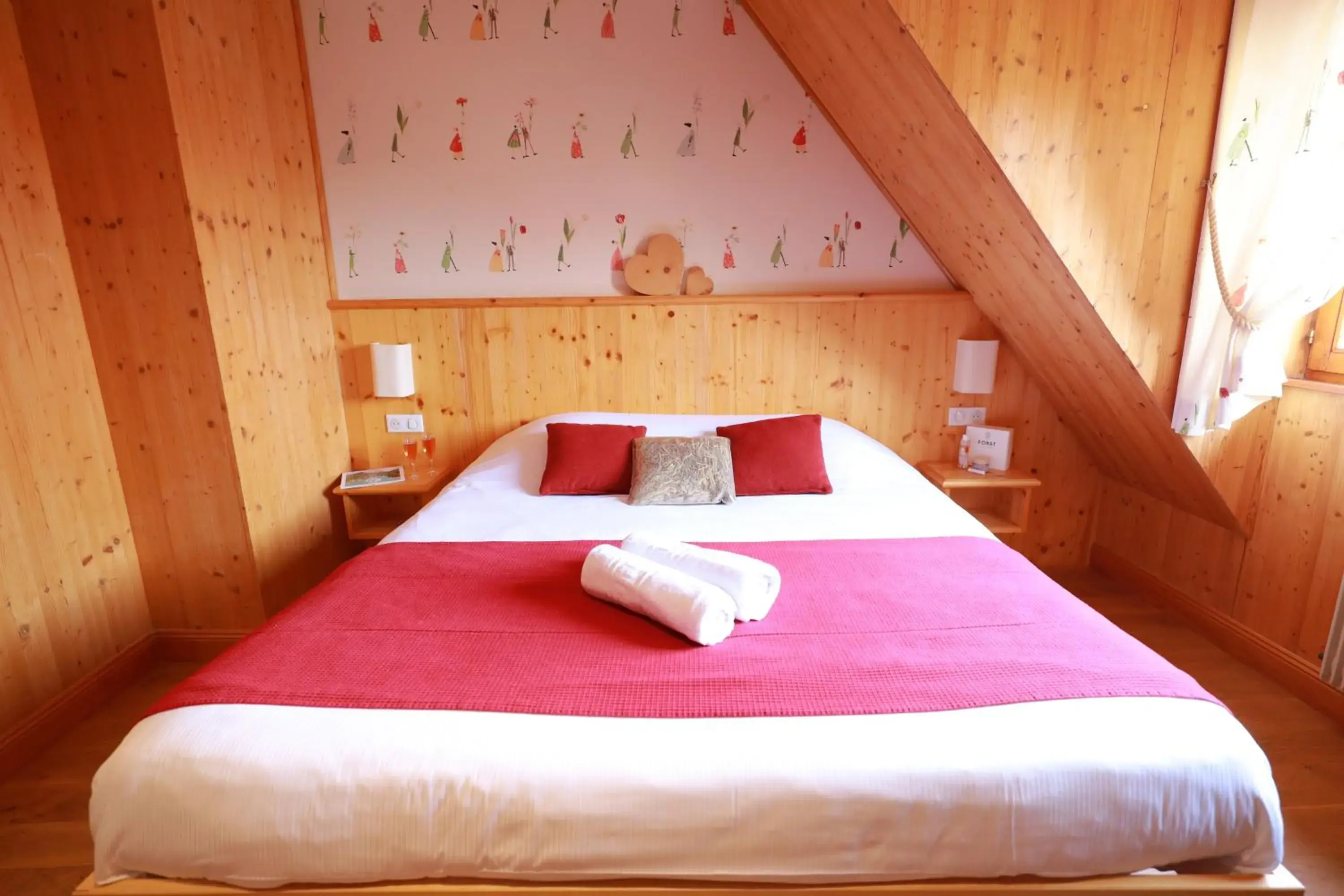 Standard Double Room - Campanule in LE CLOS DES SOURCES Hôtel & Spa Standard Double Room - Campanule in LE CLOS DES SOURCES Hôtel & Spa