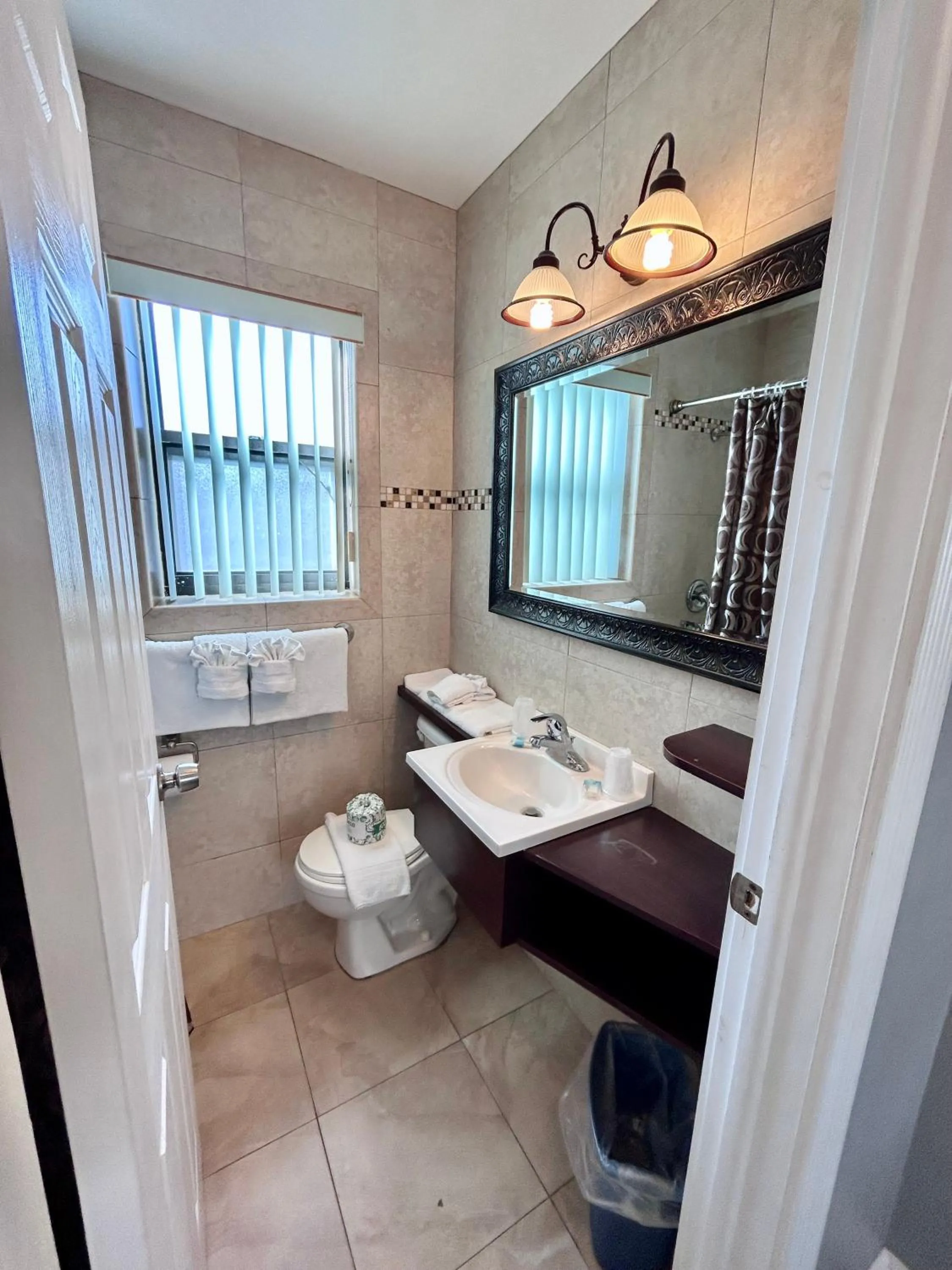 Bathroom in Sails Resort Motel